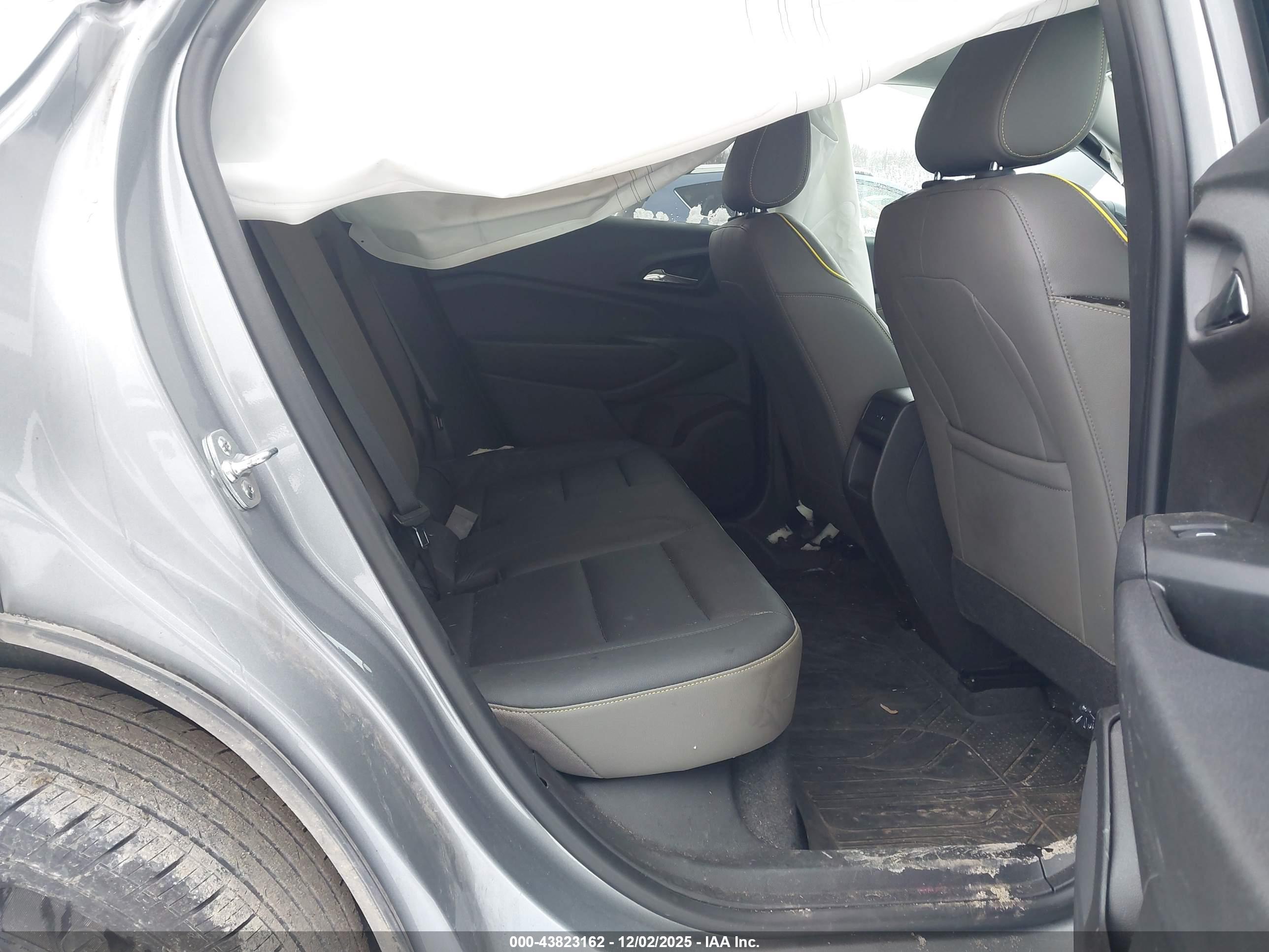 CHEVROLET TRAX image 8