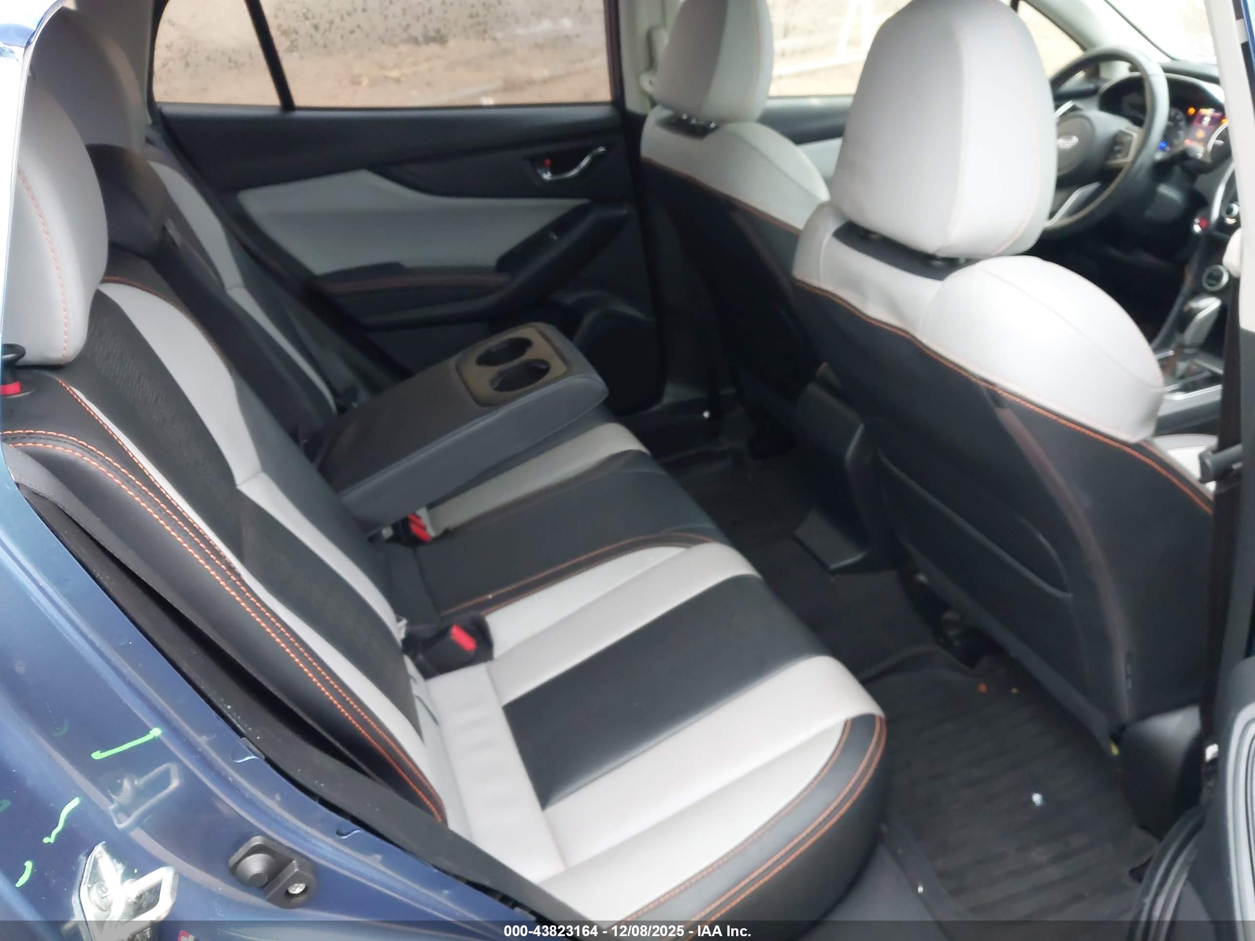 SUBARU CROSSTREK image 8