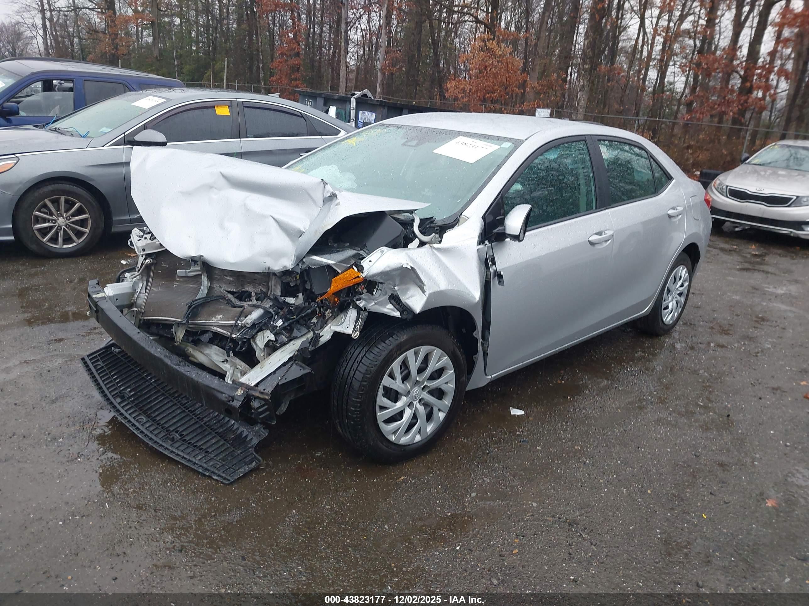 TOYOTA COROLLA image 2