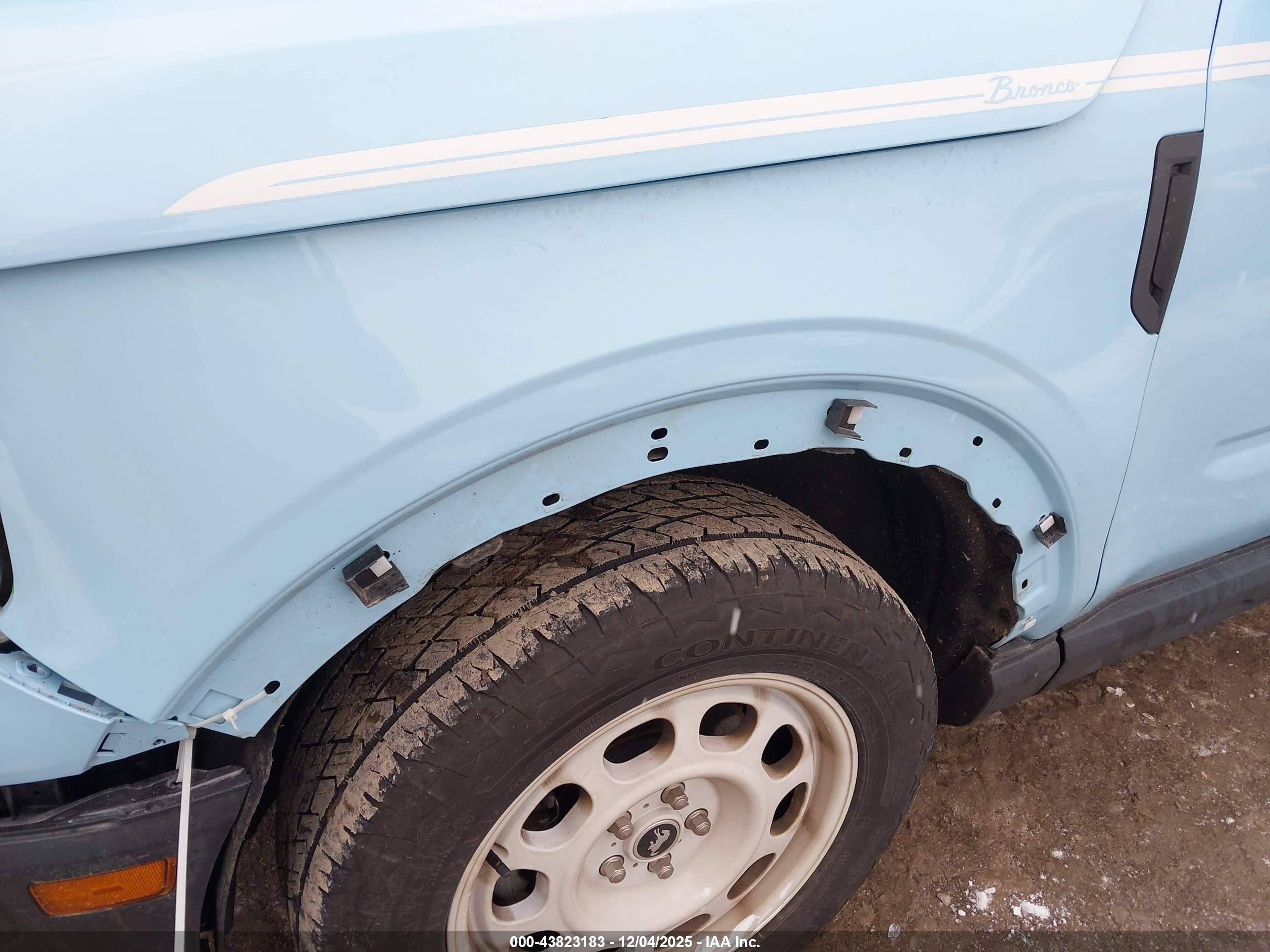 FORD BRONCO image 6