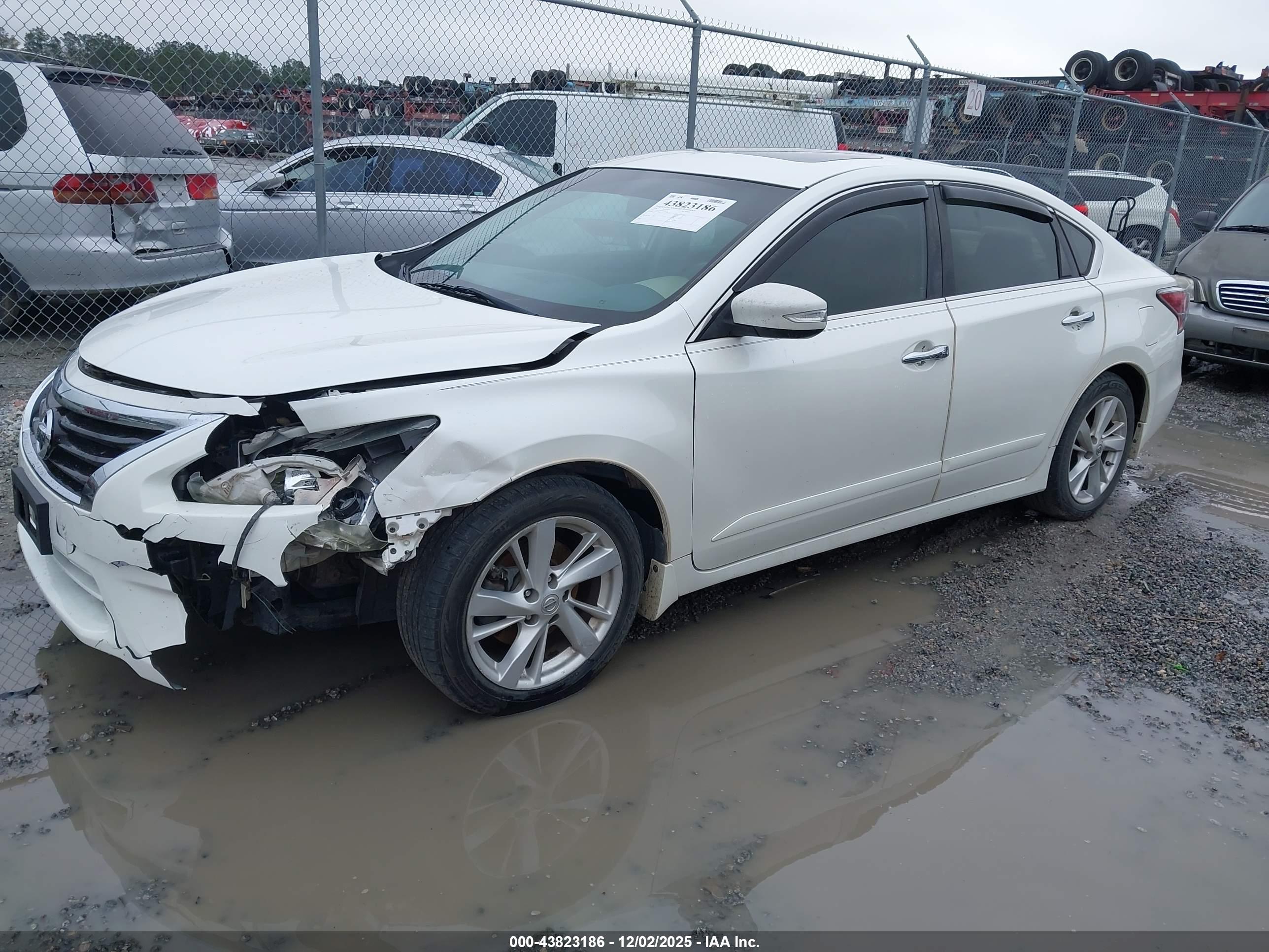 NISSAN ALTIMA image 2