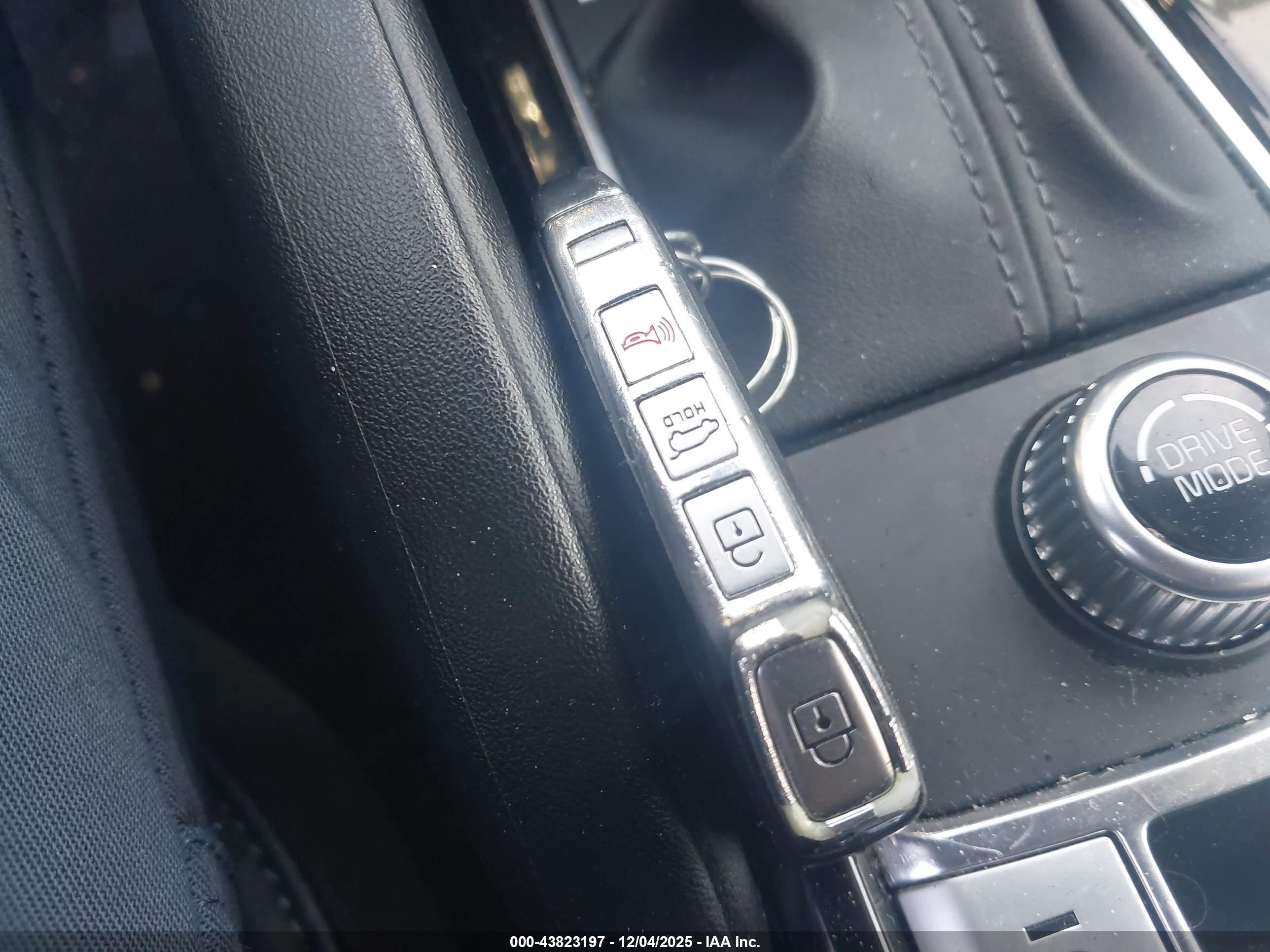 KIA TELLURIDE image 11