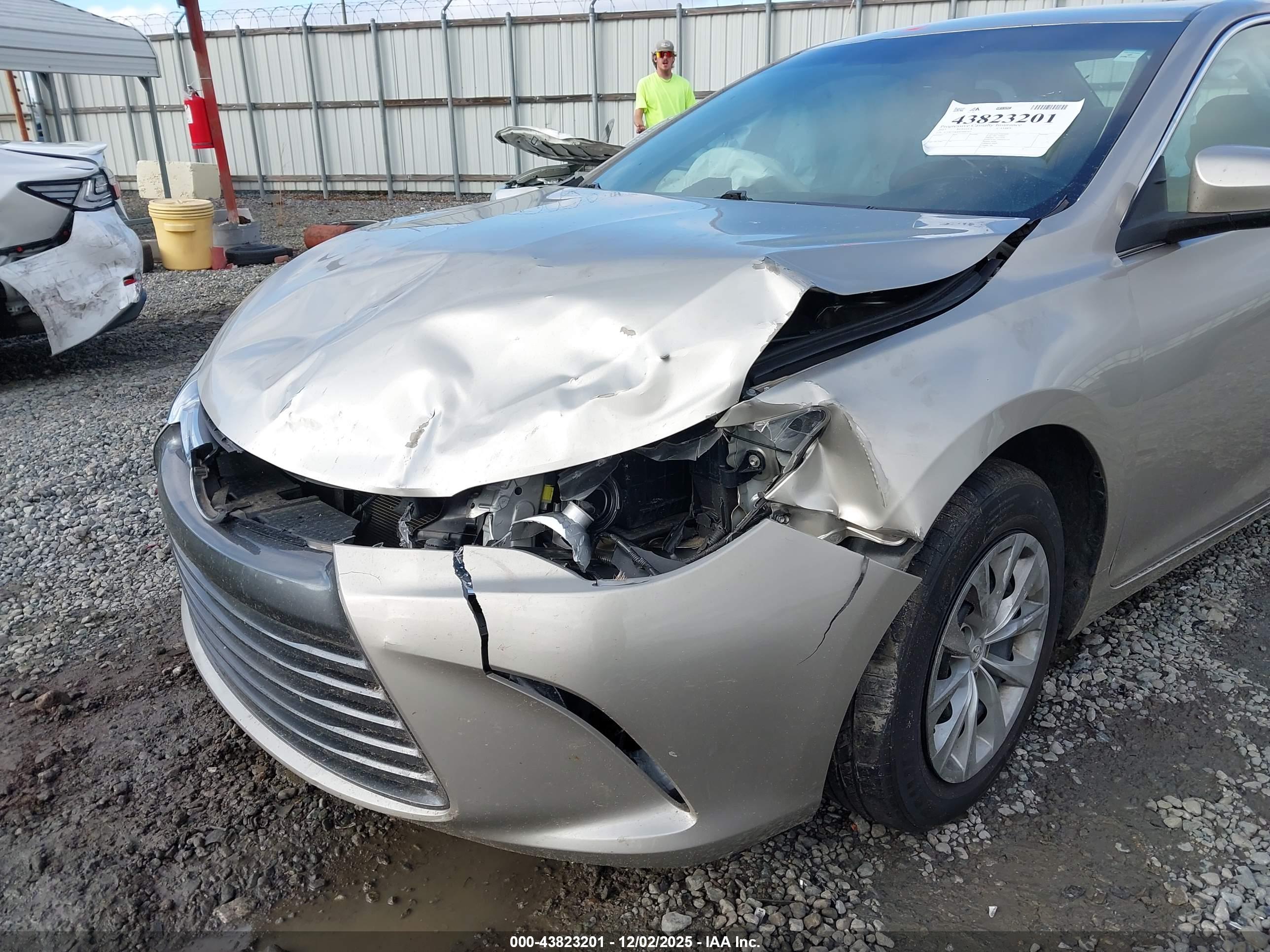 TOYOTA CAMRY image 6