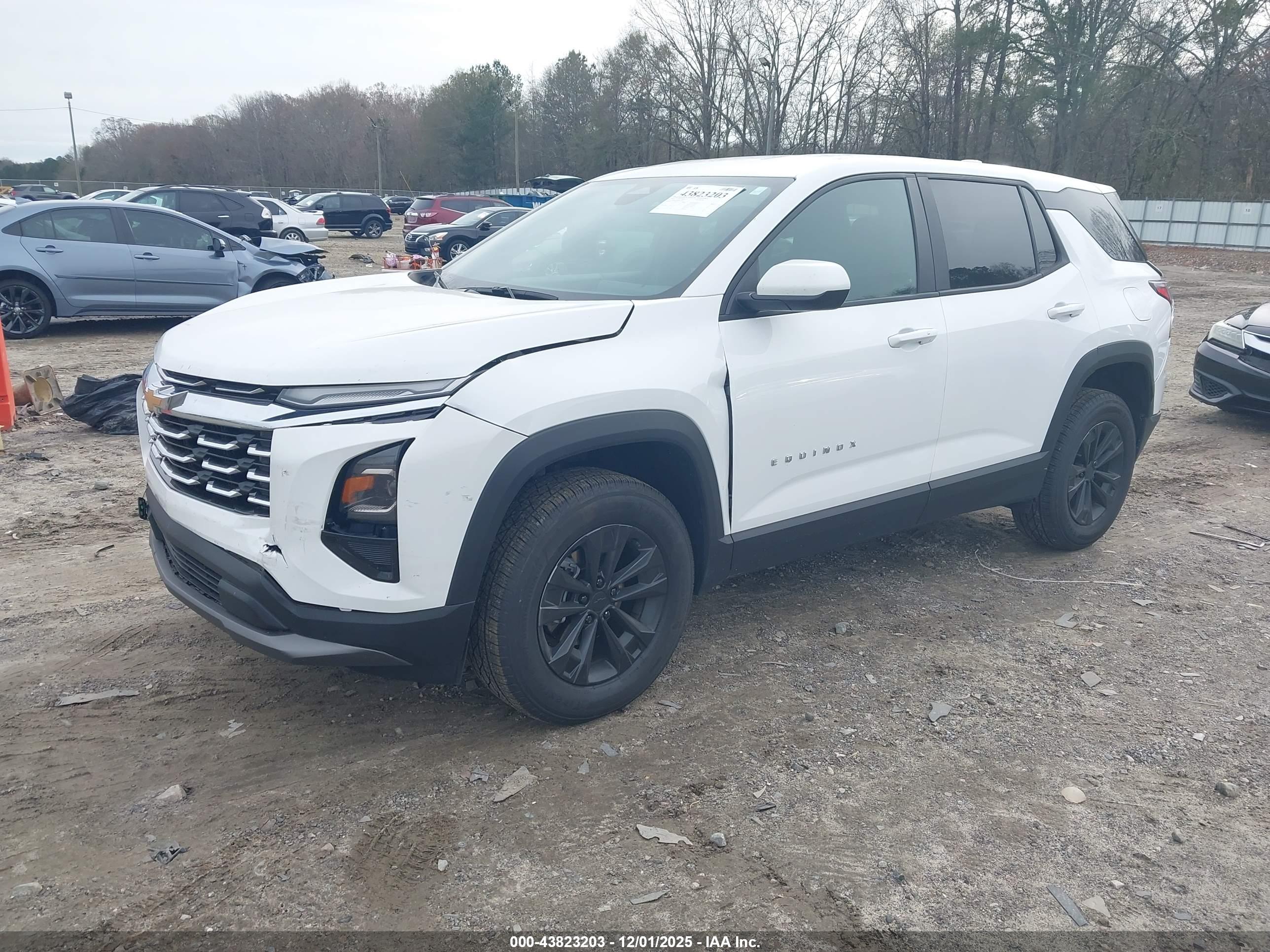 CHEVROLET EQUINOX image 2