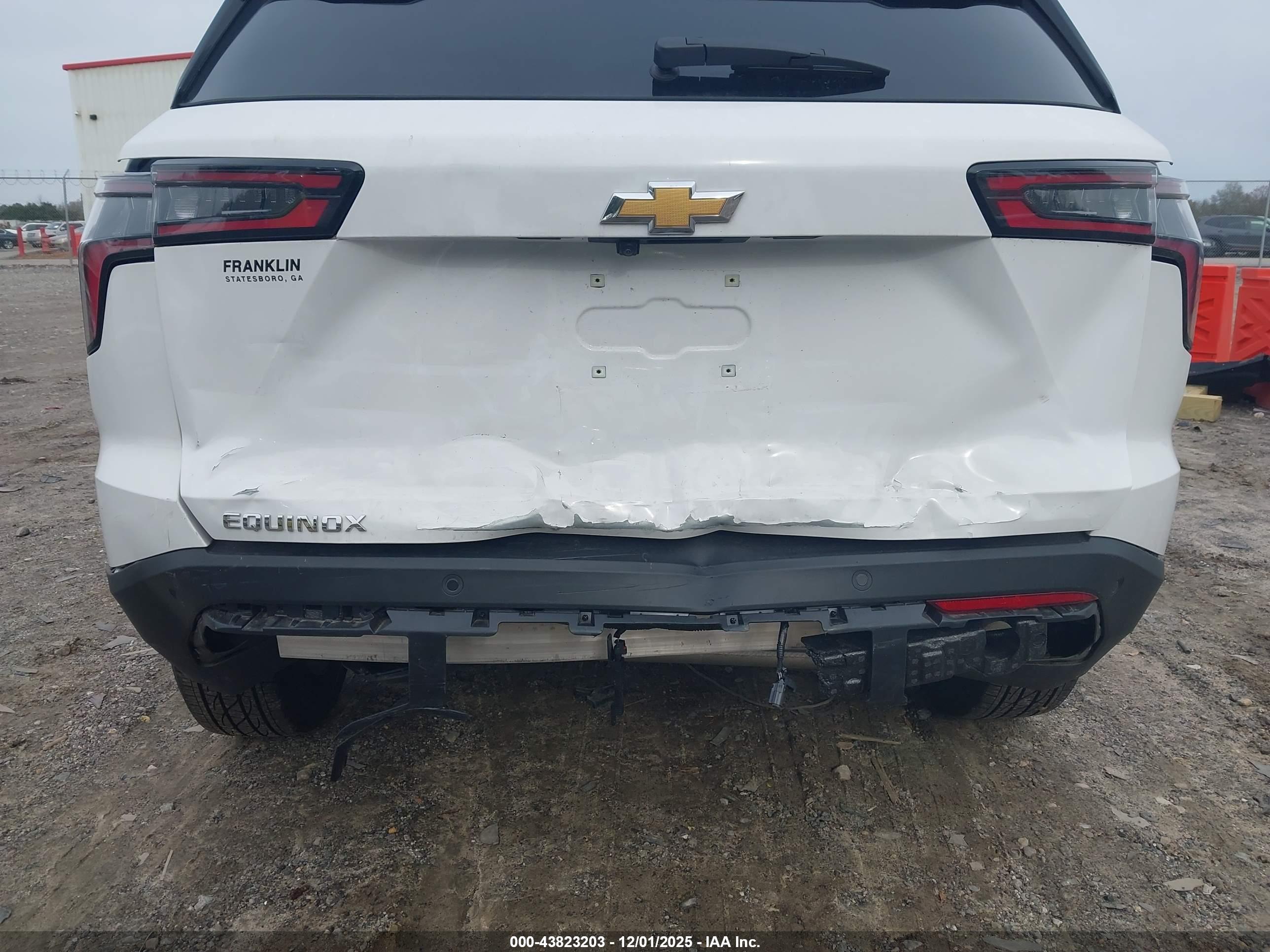 CHEVROLET EQUINOX image 6