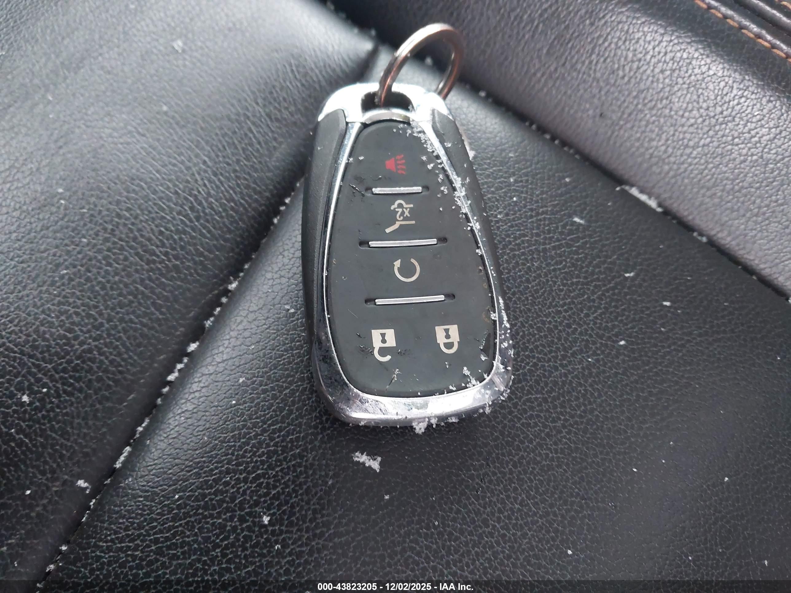 CHEVROLET TRAVERSE image 11