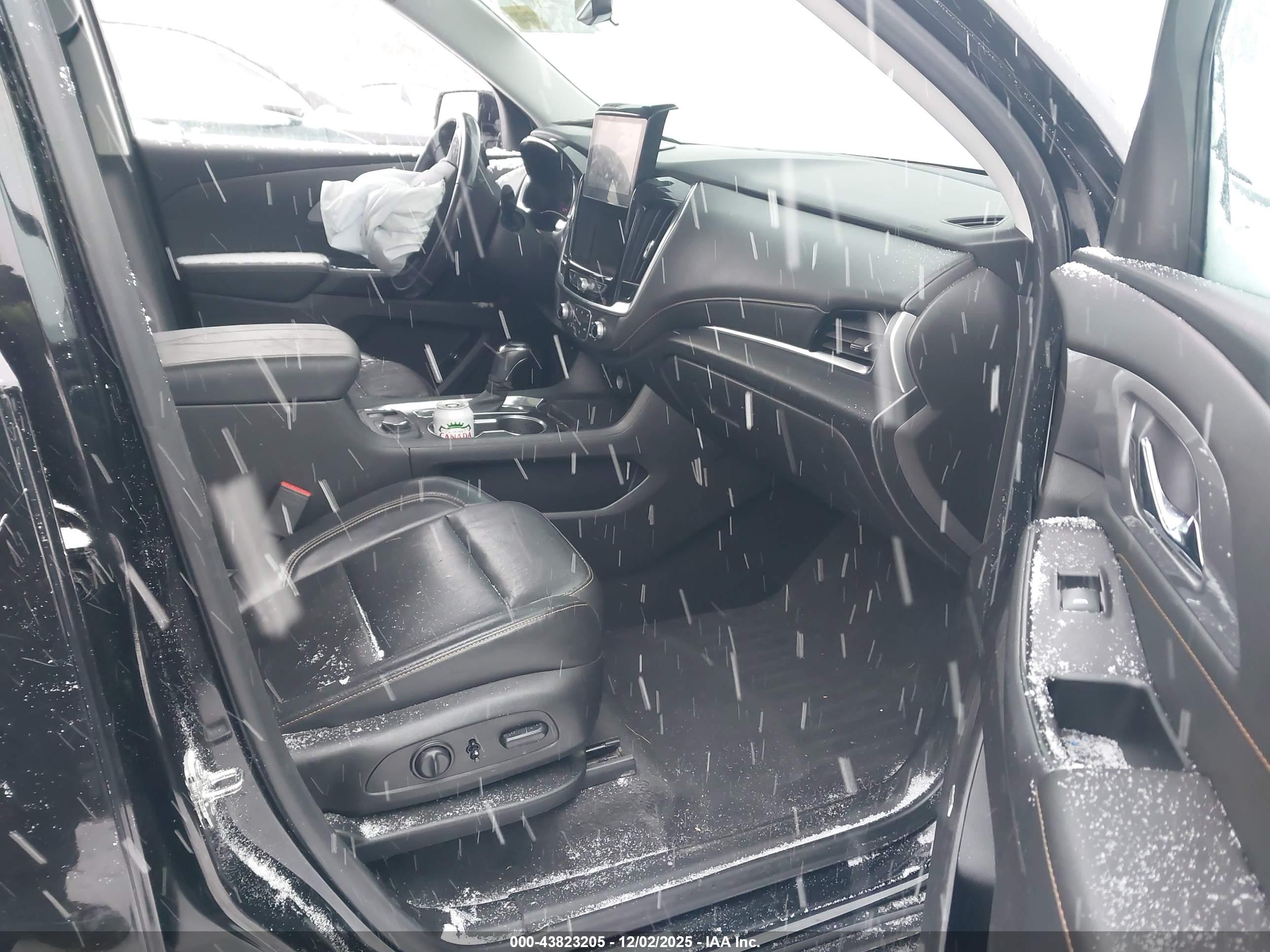 CHEVROLET TRAVERSE image 5