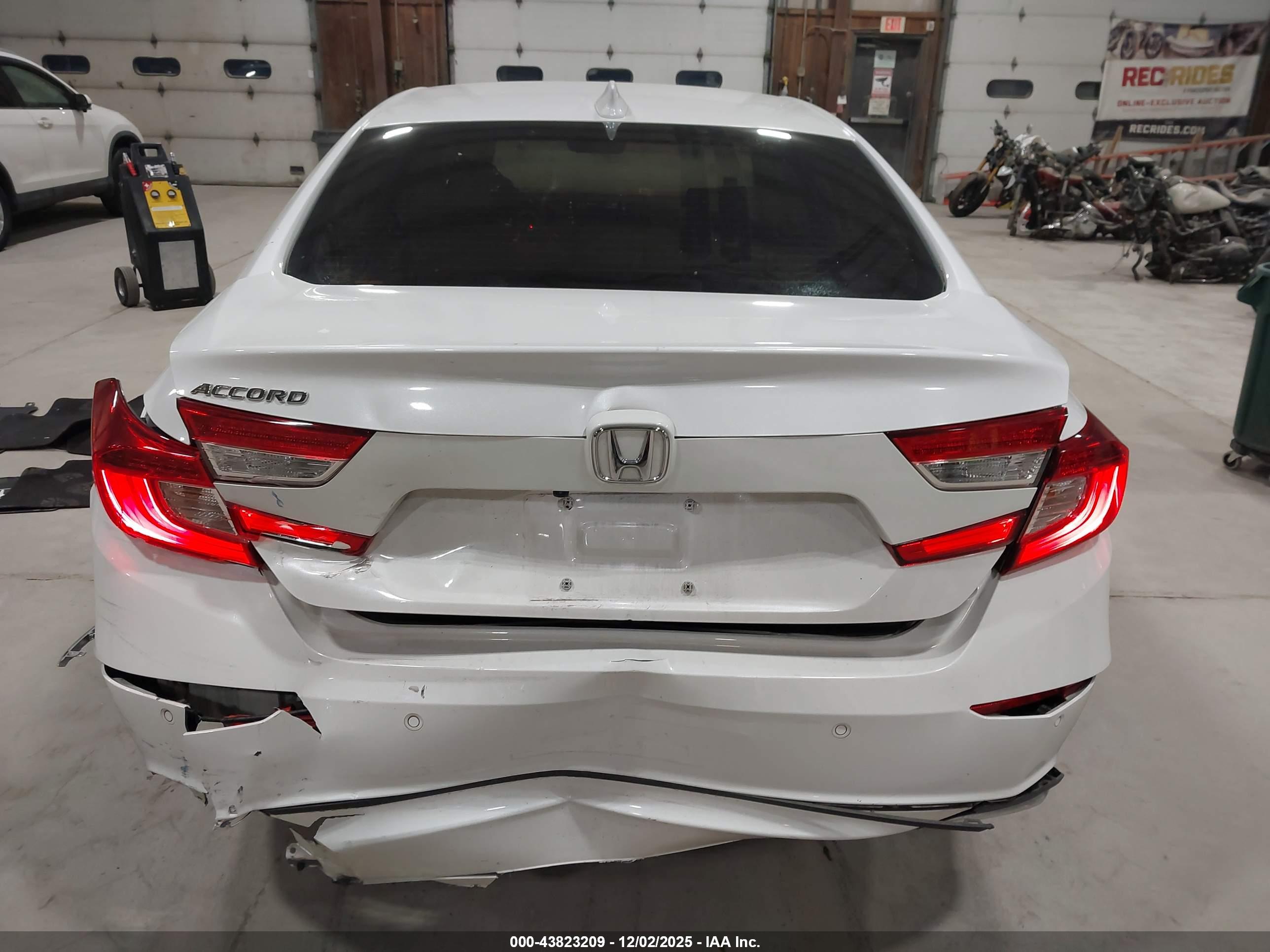 HONDA ACCORD image 6