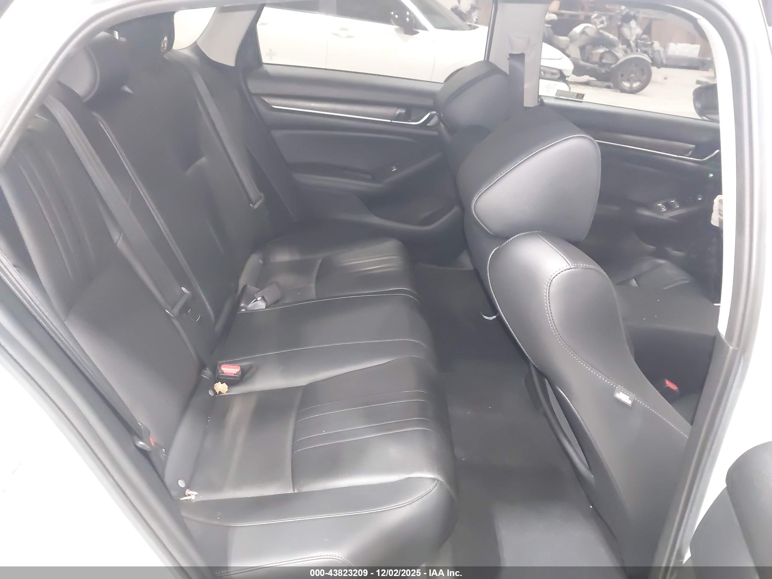 HONDA ACCORD image 8