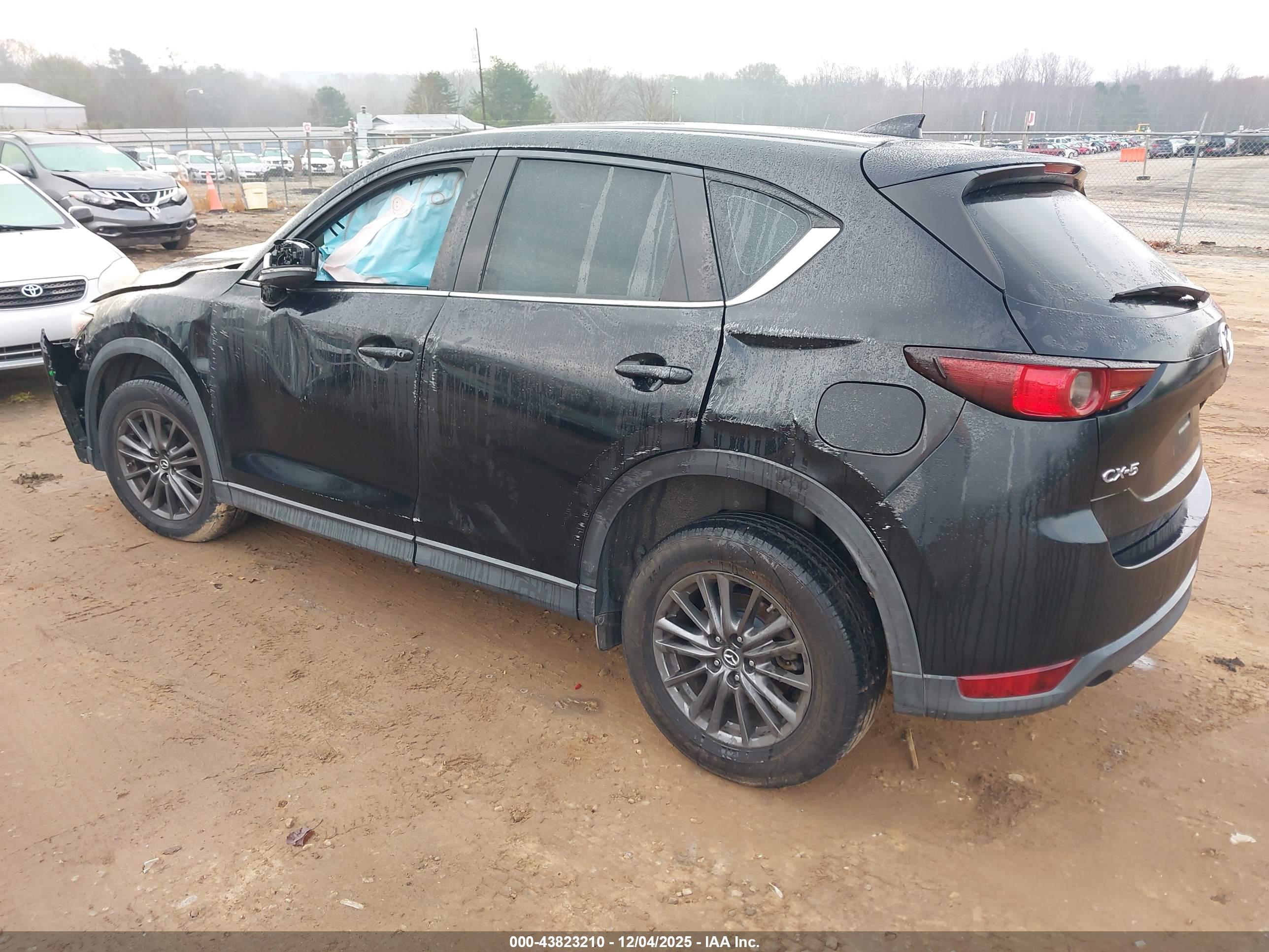MAZDA CX-5 image 3