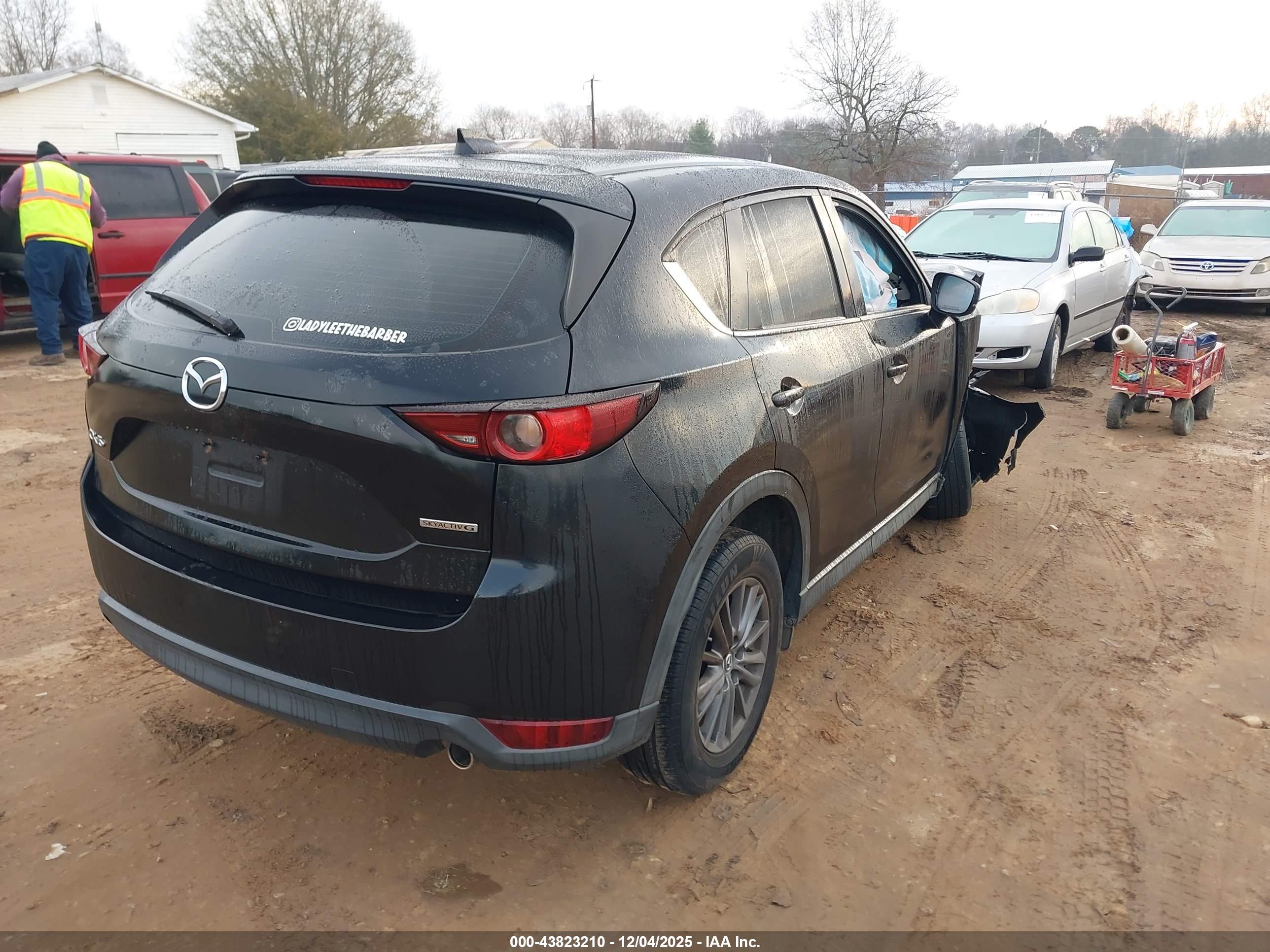 MAZDA CX-5 image 4