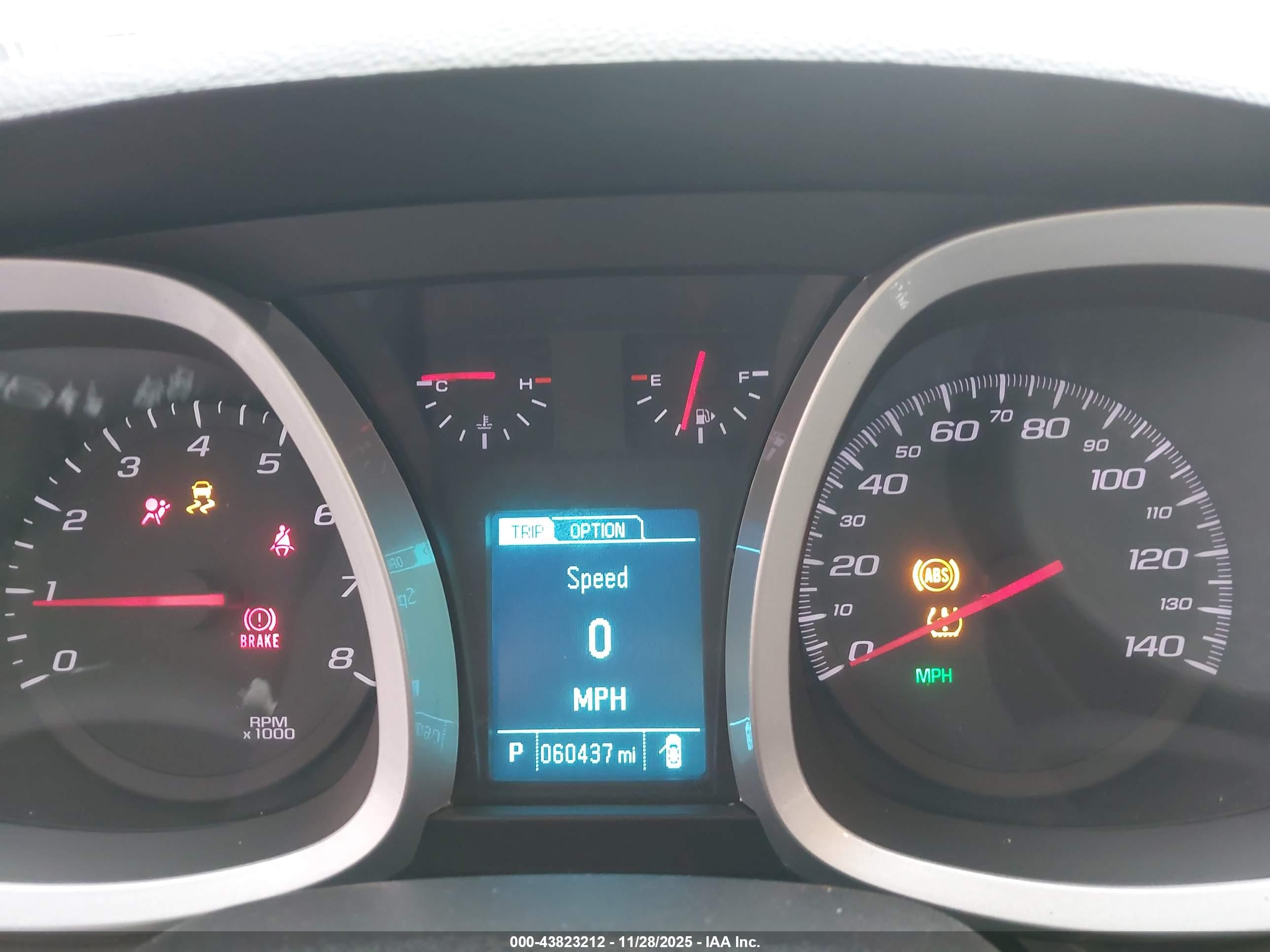 CHEVROLET EQUINOX image 7