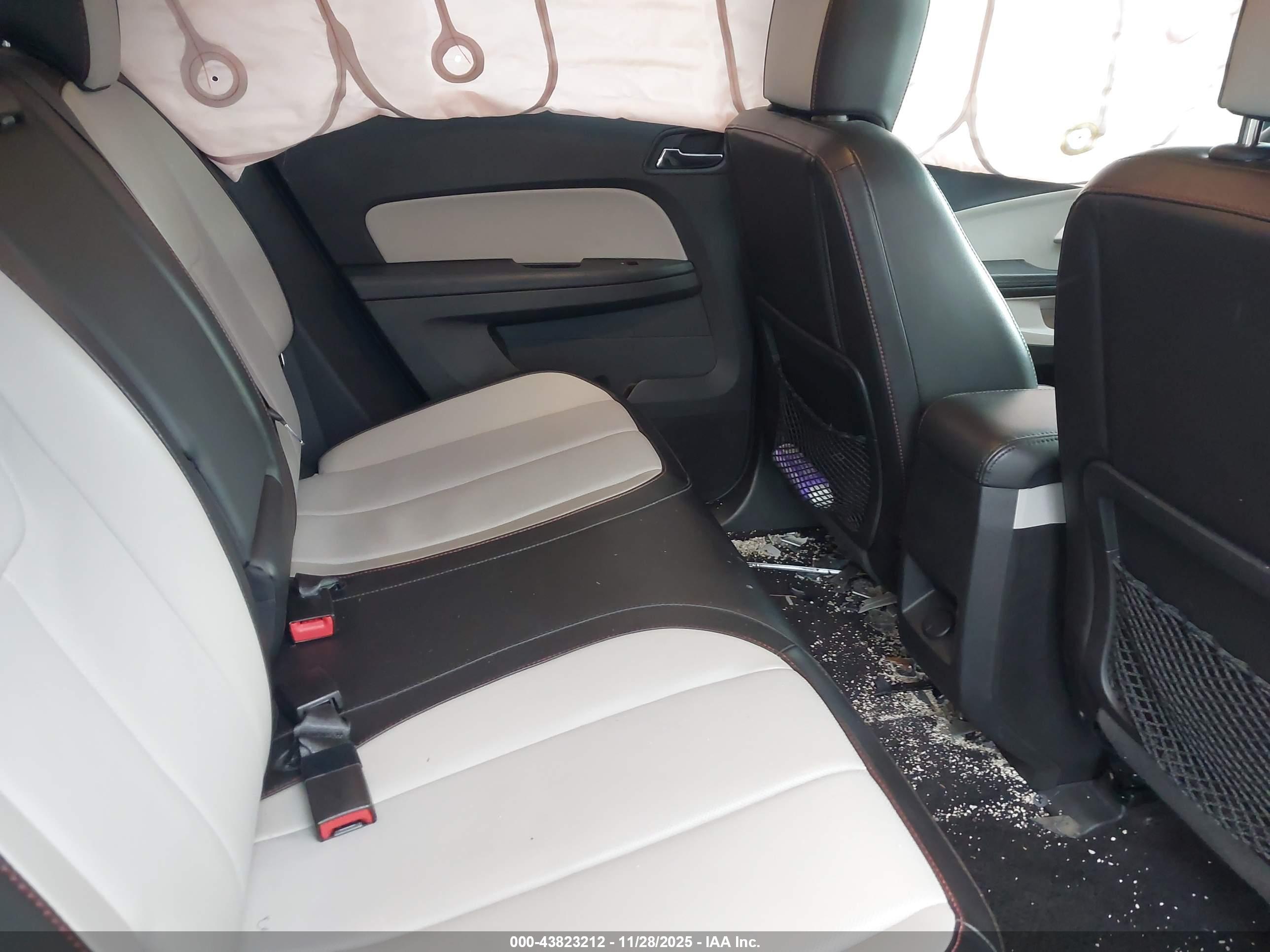CHEVROLET EQUINOX image 8