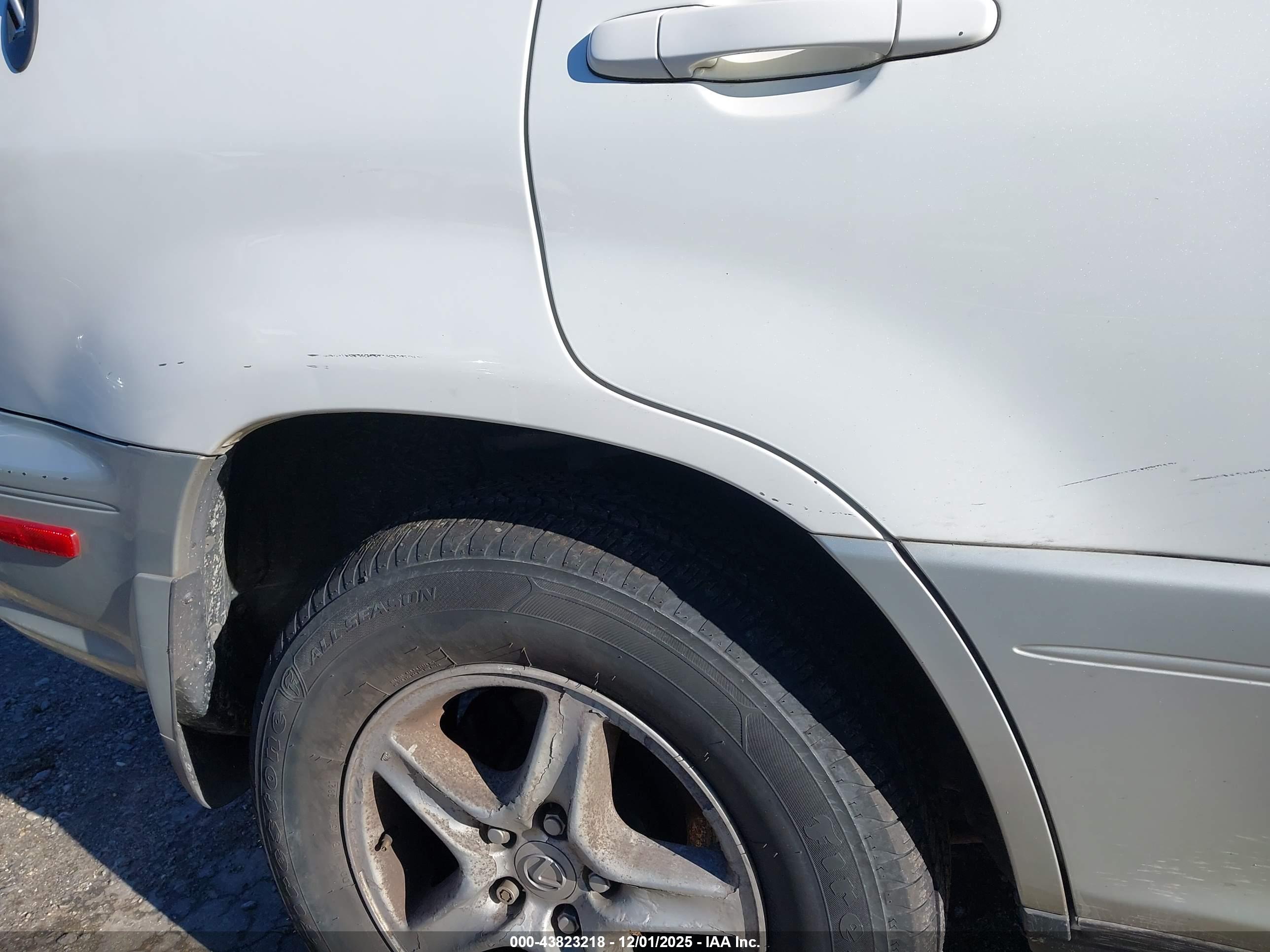 LEXUS RX image 6