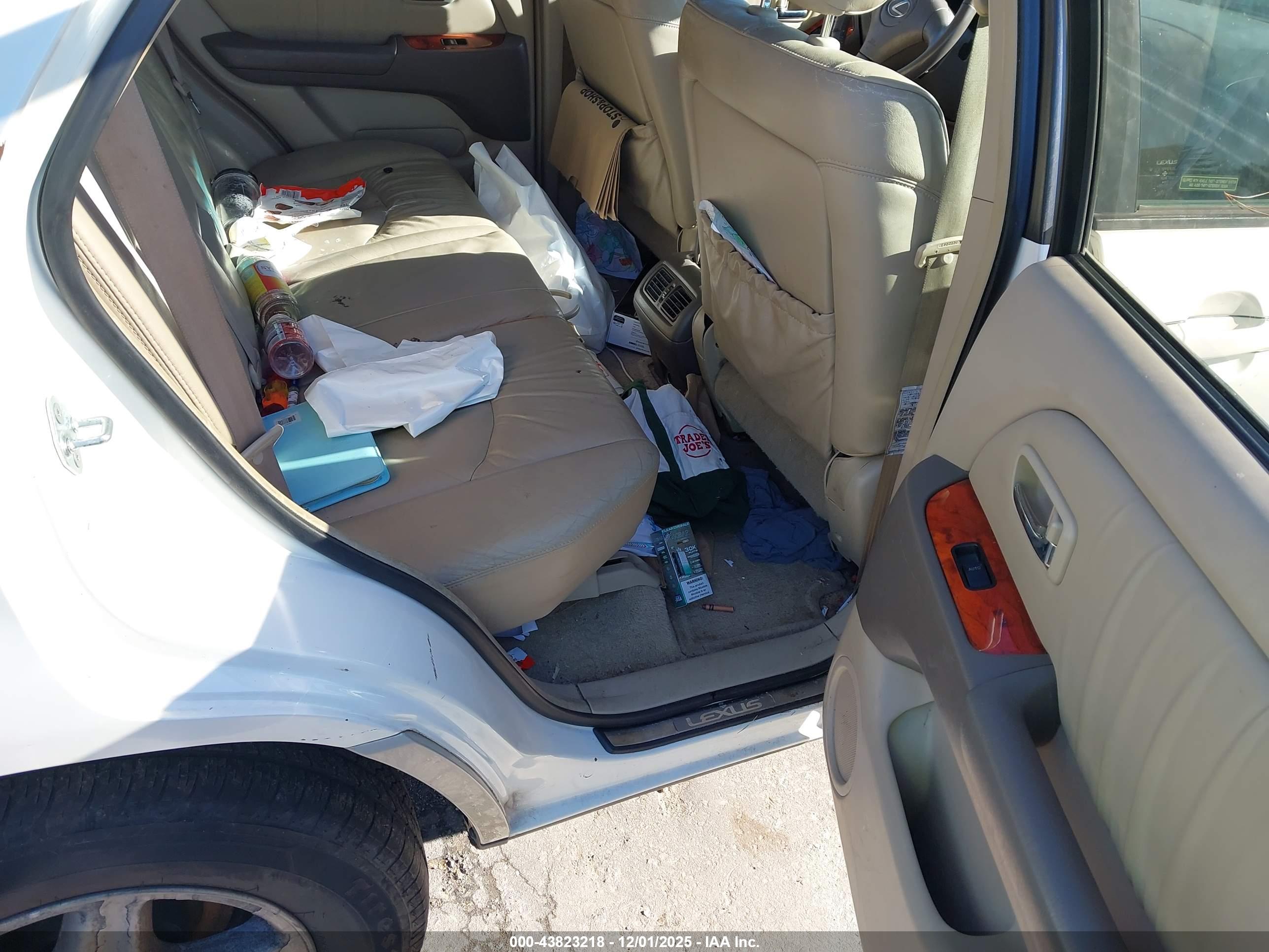 LEXUS RX image 8