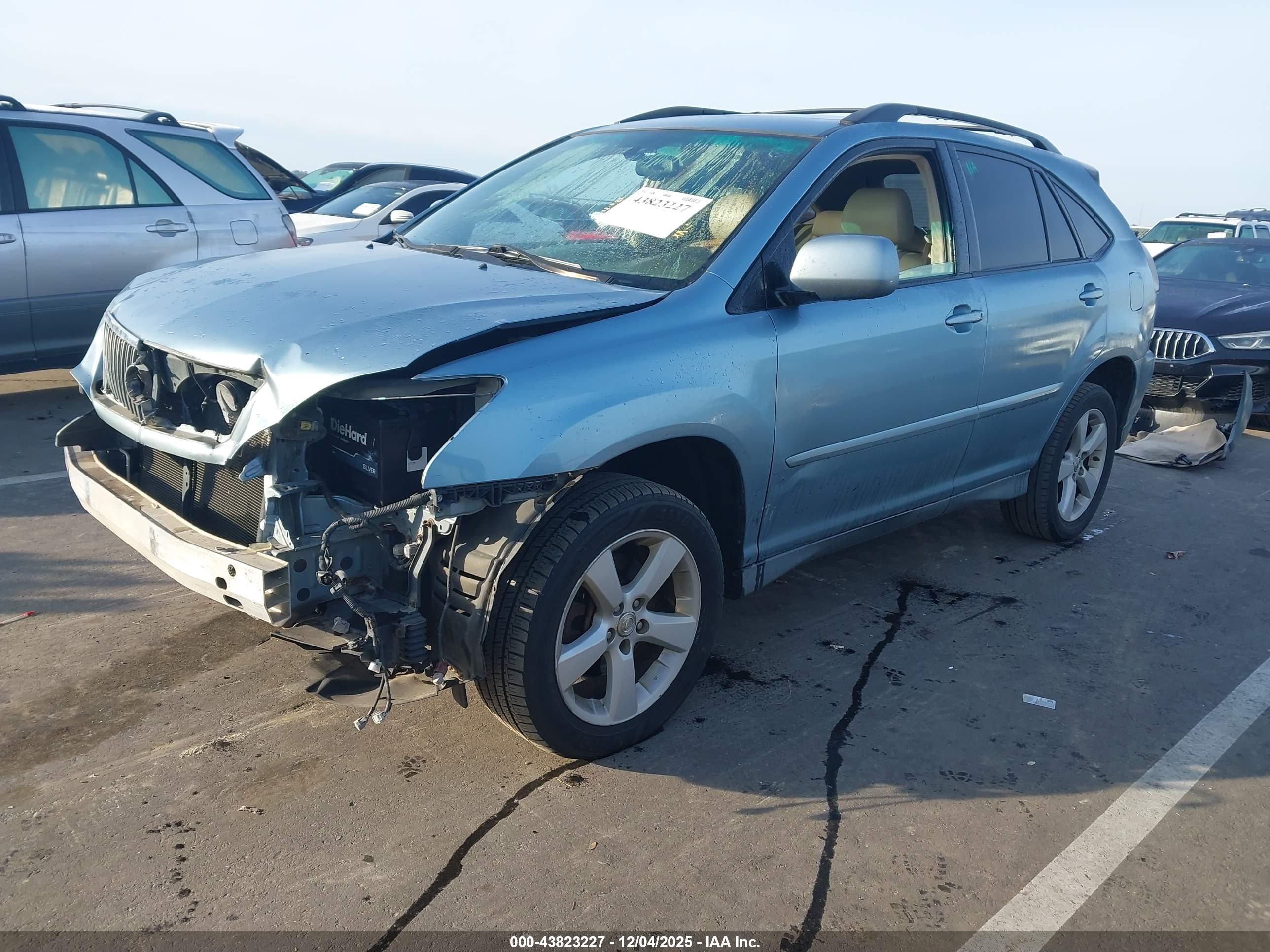 LEXUS RX image 2