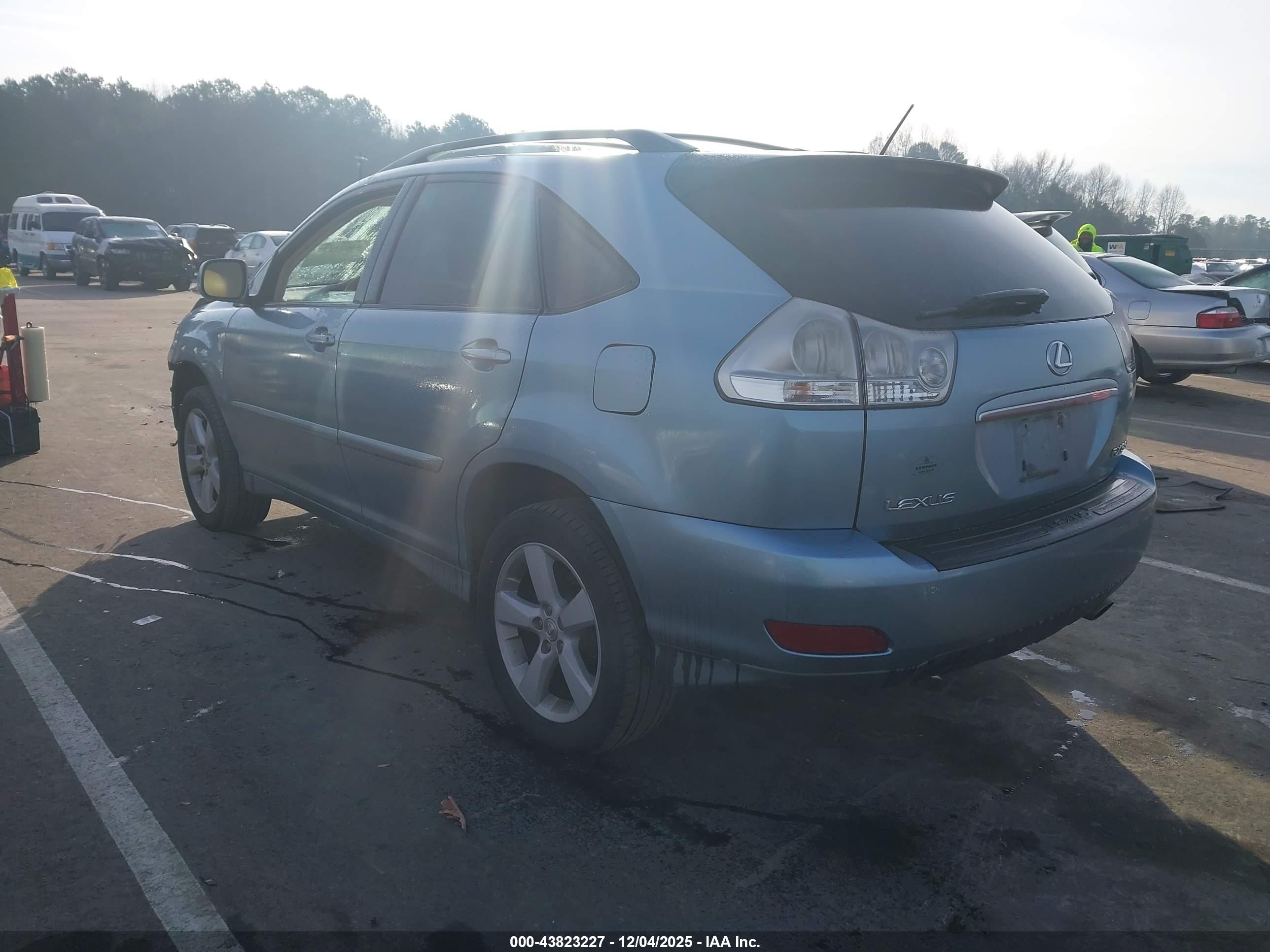 LEXUS RX image 3