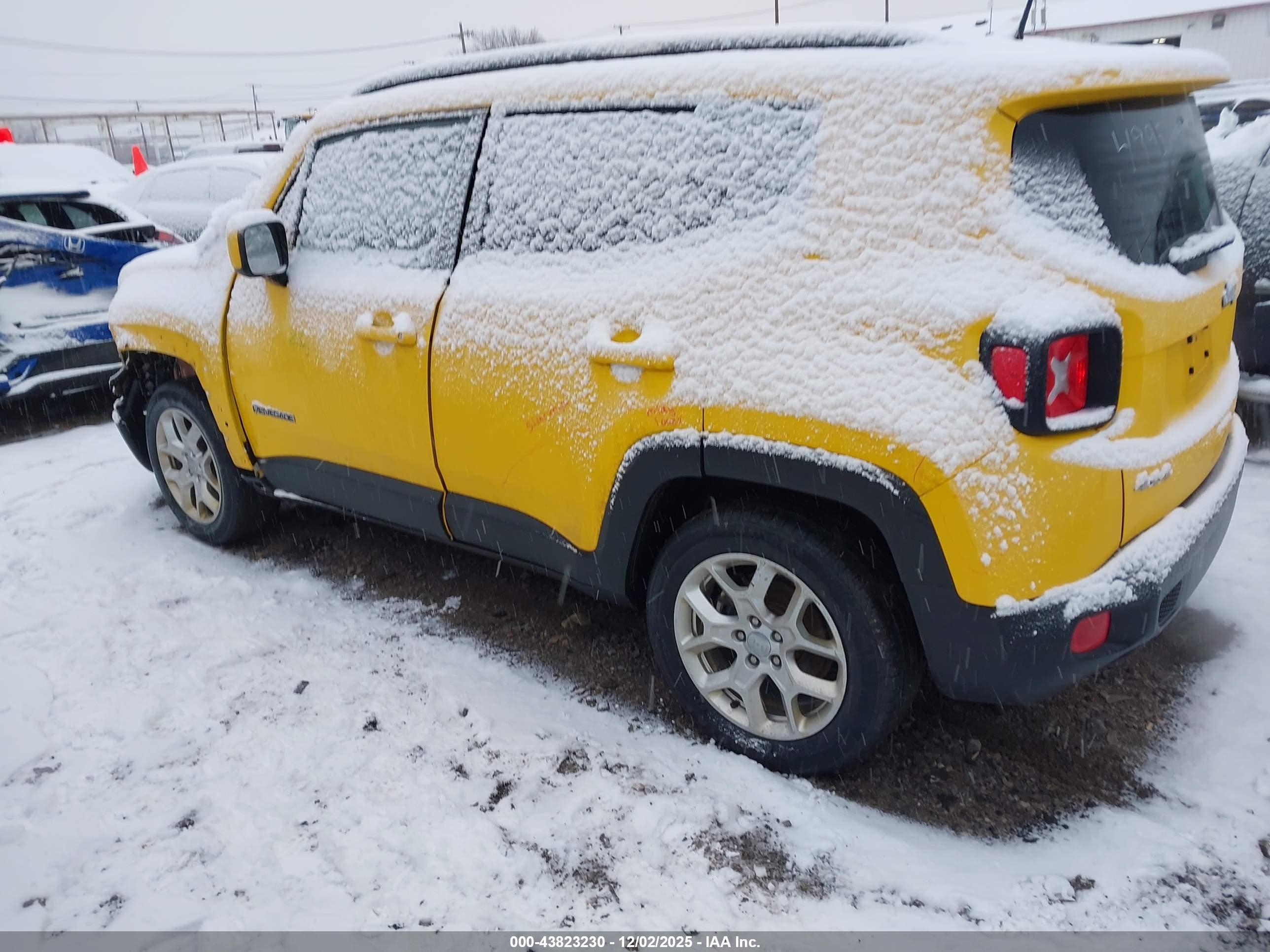 JEEP RENEGADE image 3