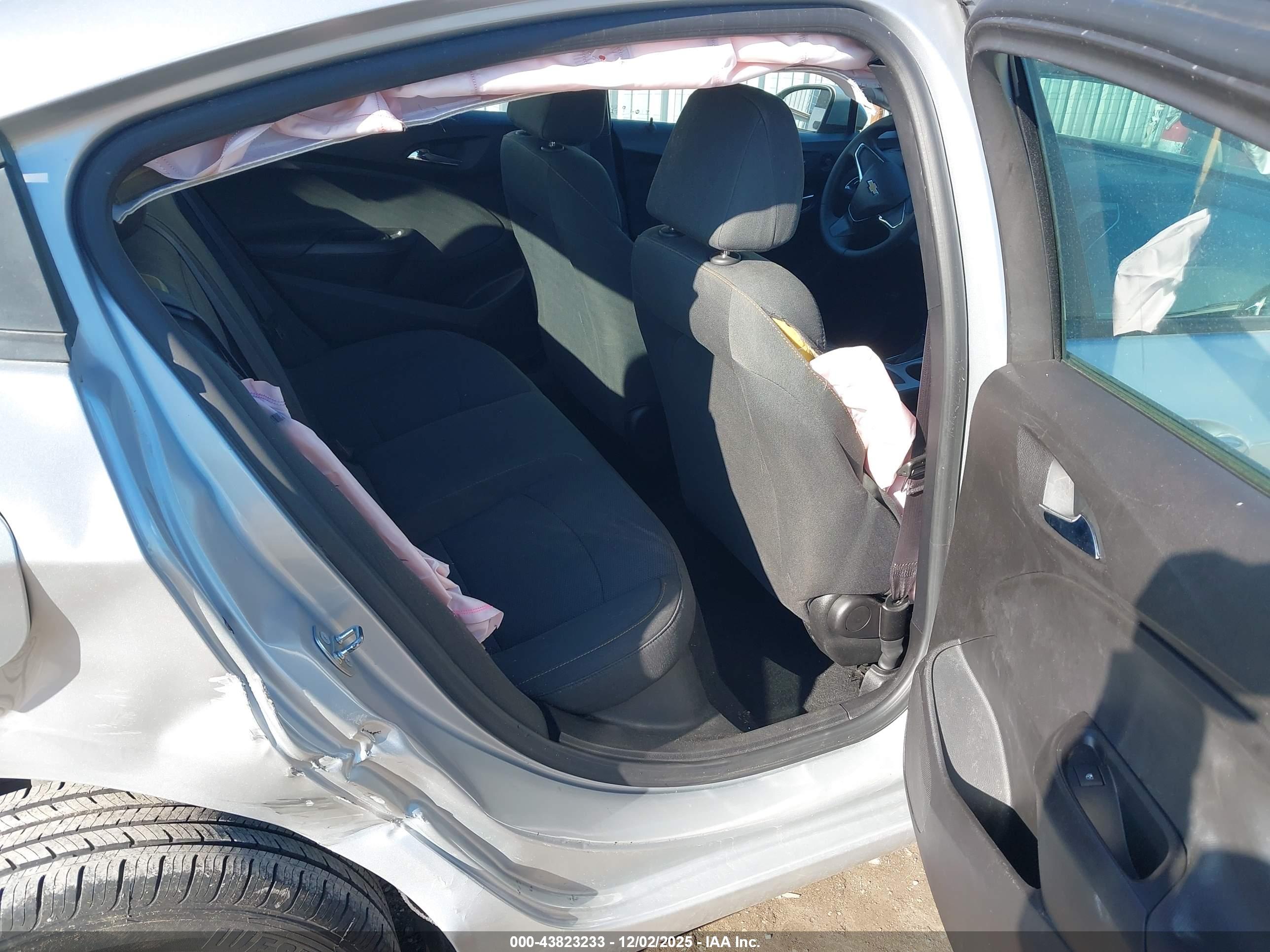 CHEVROLET CRUZE image 8