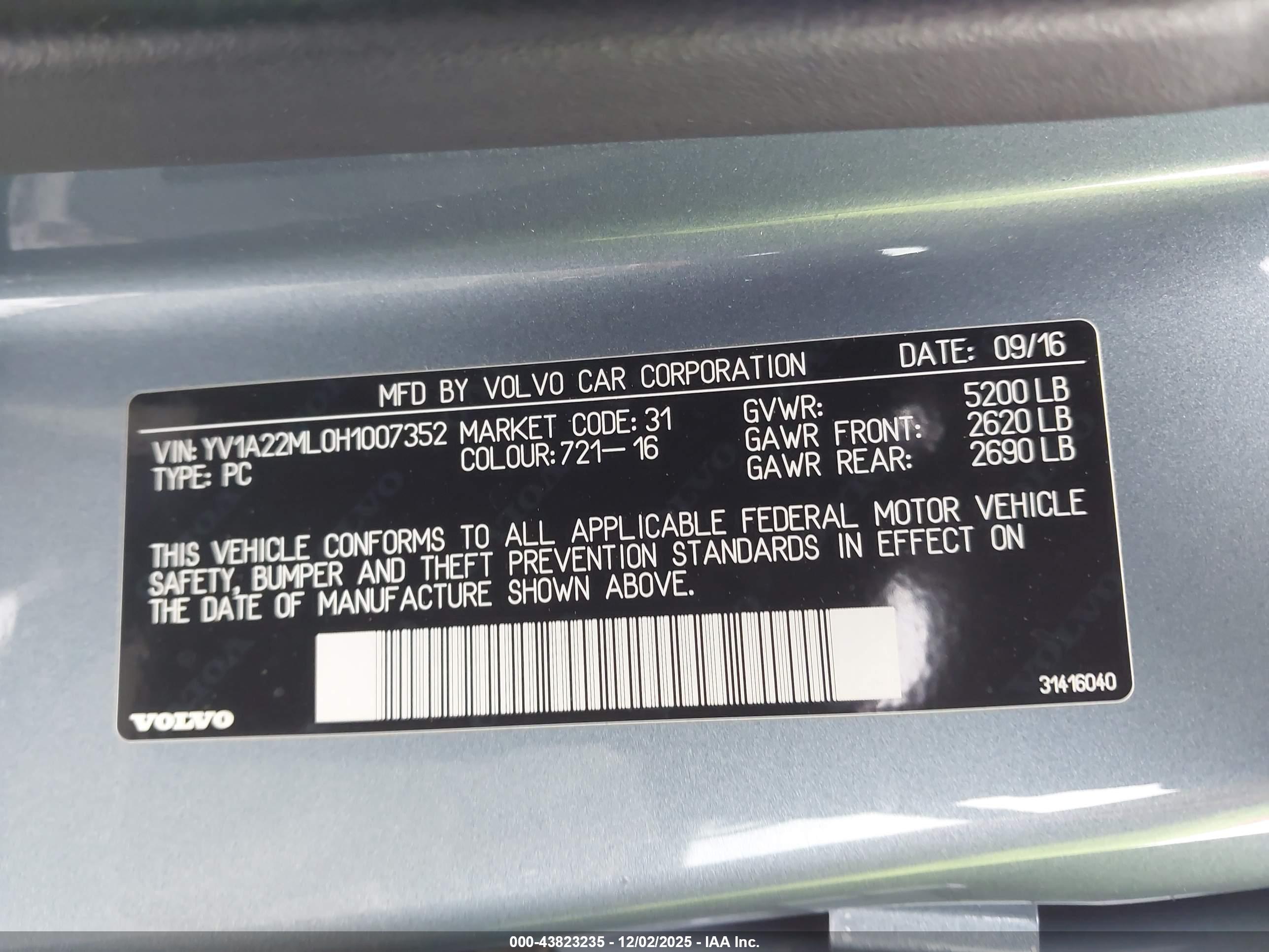 VOLVO S90 image 9