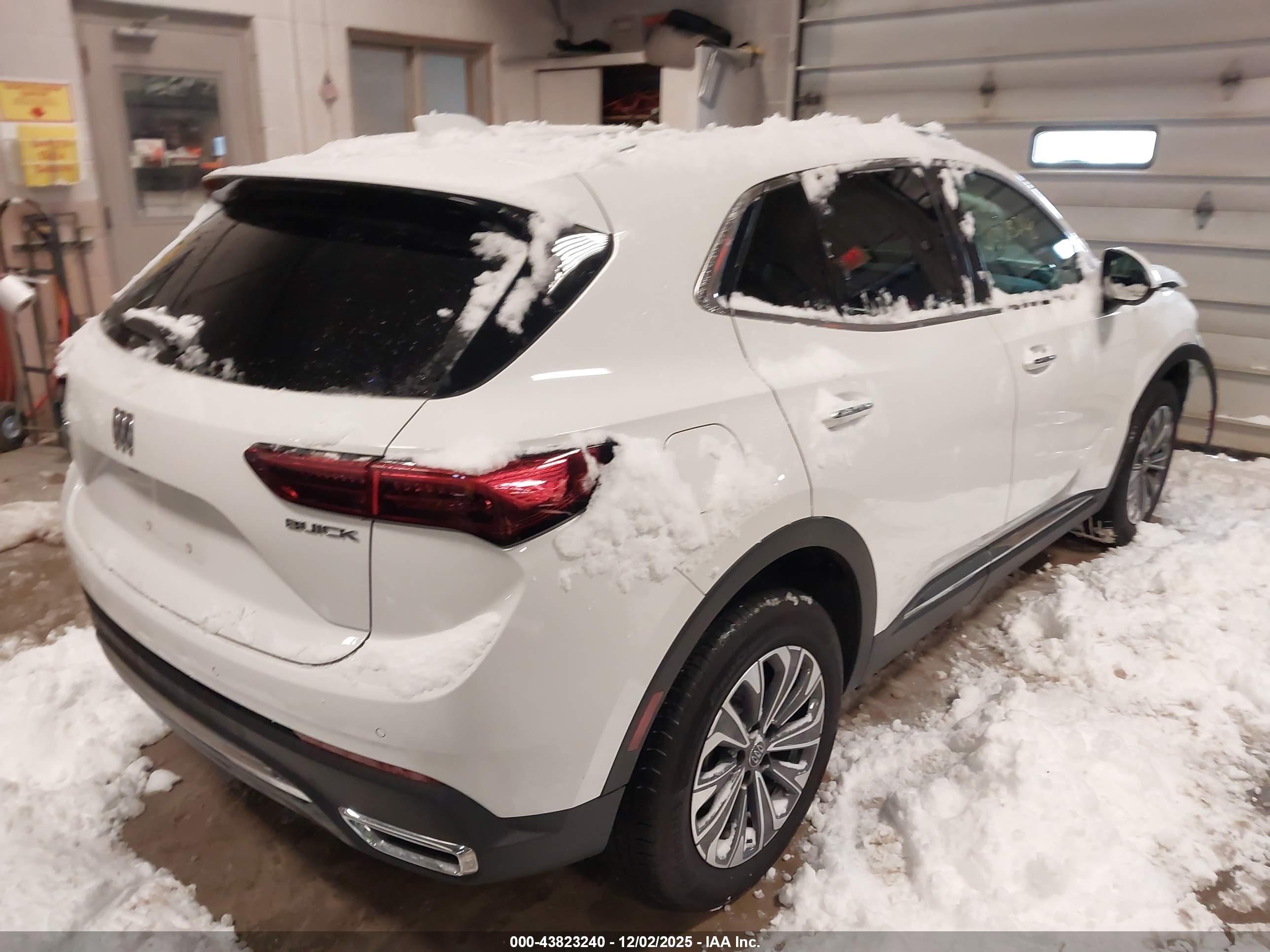 BUICK ENVISION image 4