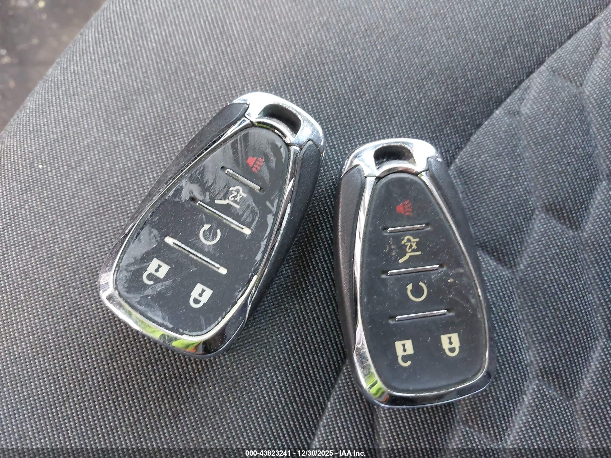 CHEVROLET EQUINOX image 11
