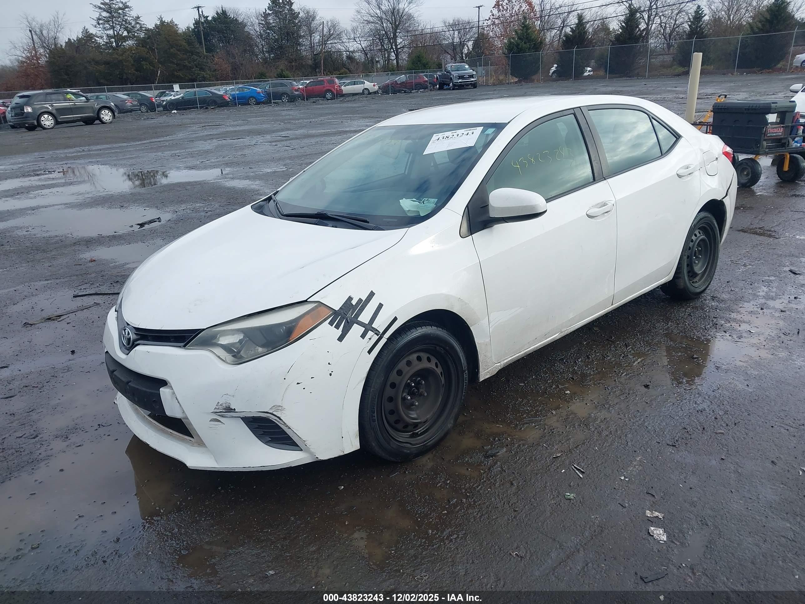TOYOTA COROLLA image 2