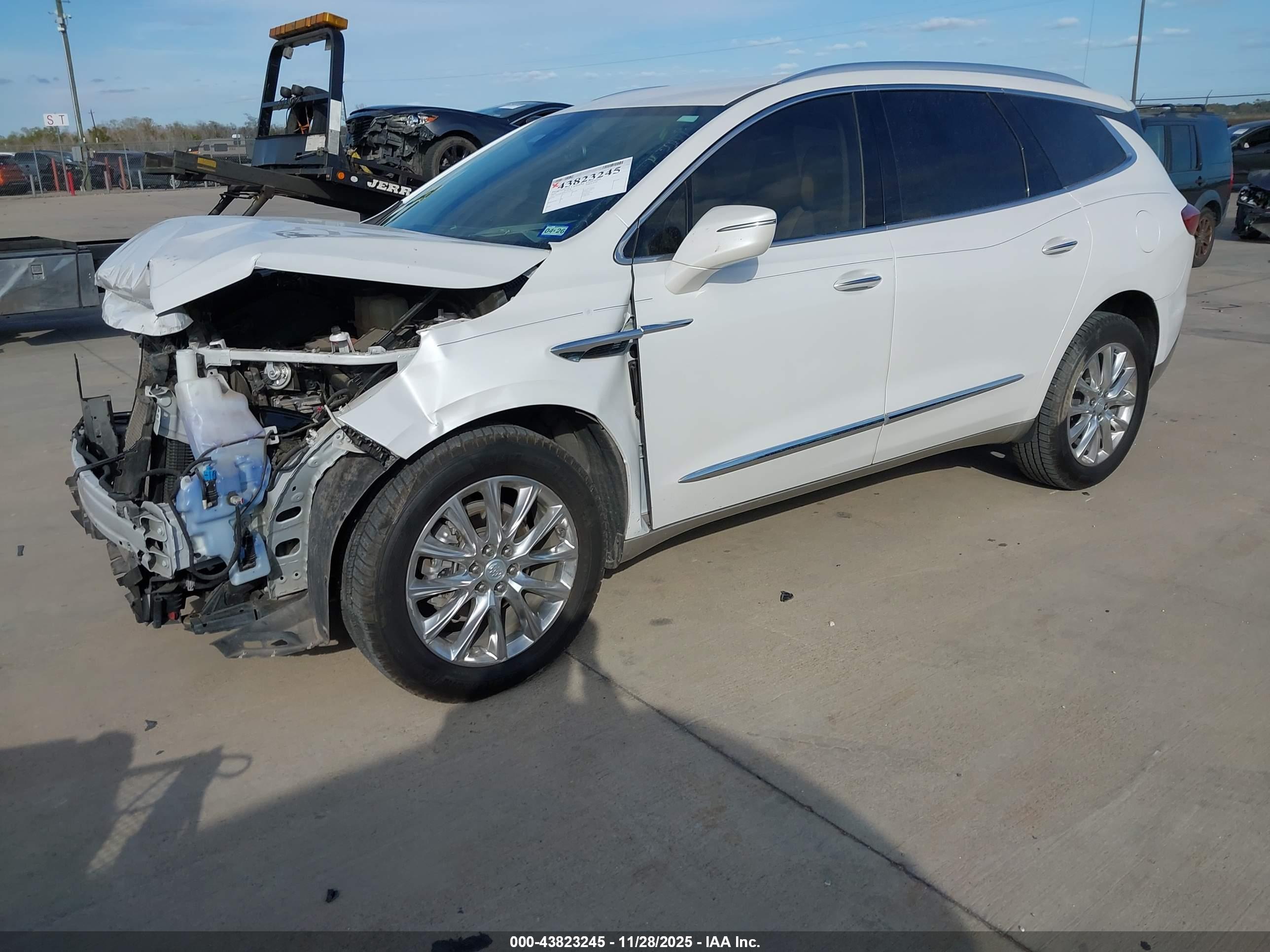 BUICK ENCLAVE image 2
