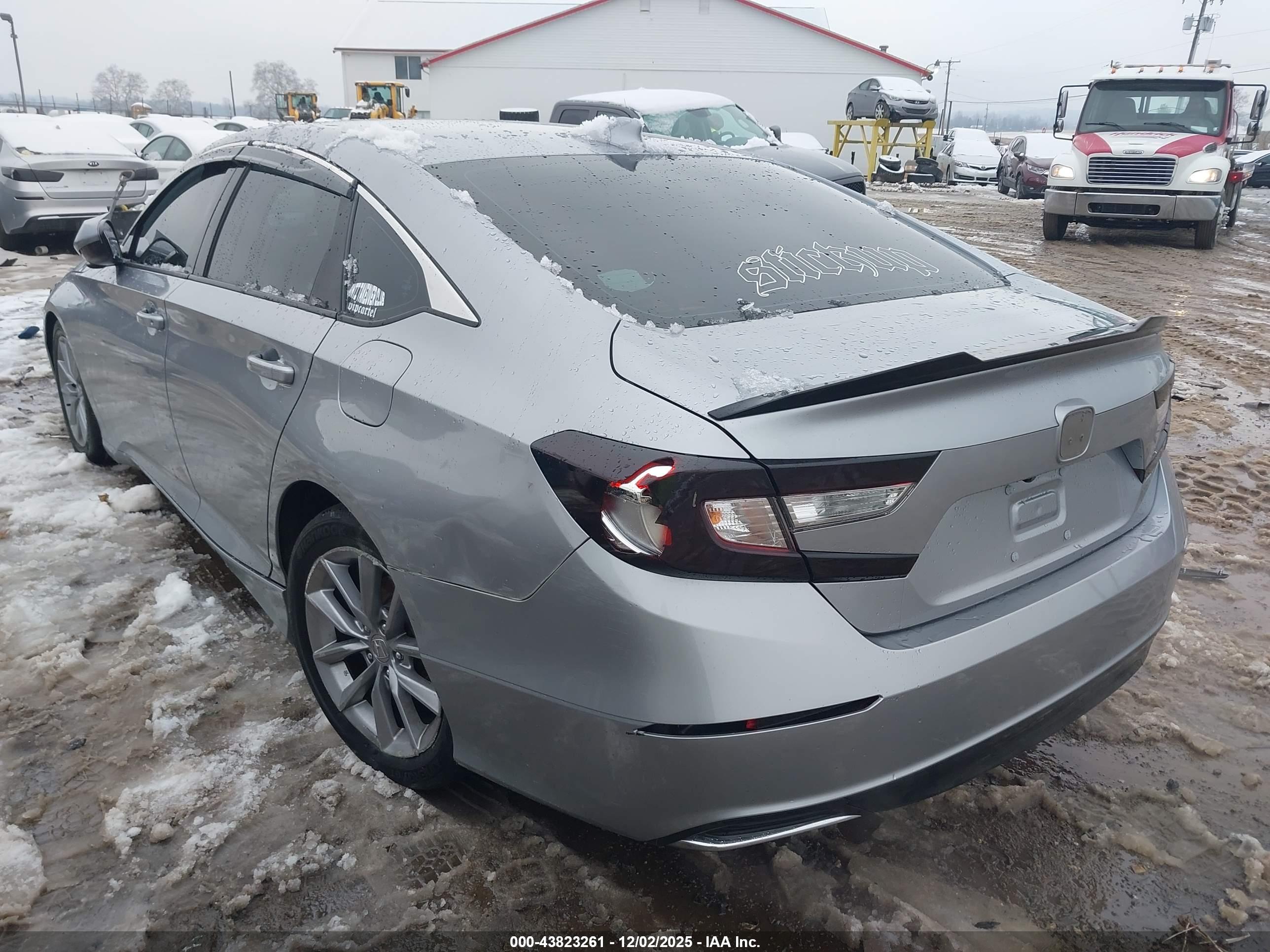 HONDA ACCORD image 3