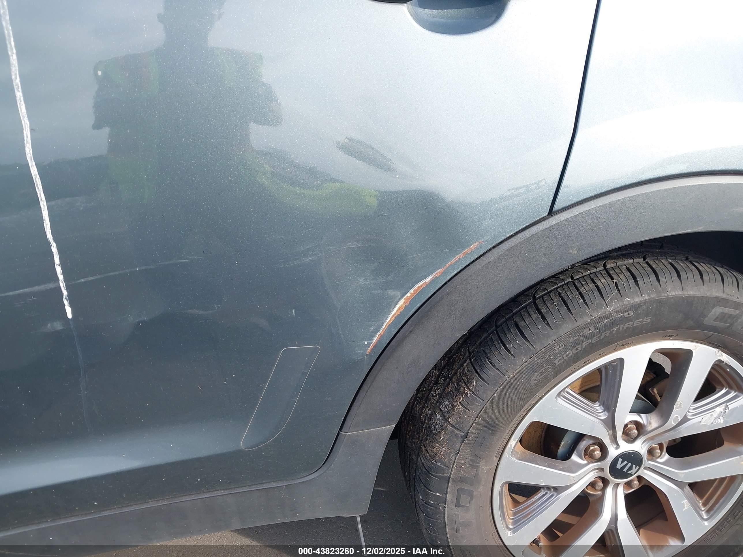 KIA SPORTAGE image 6