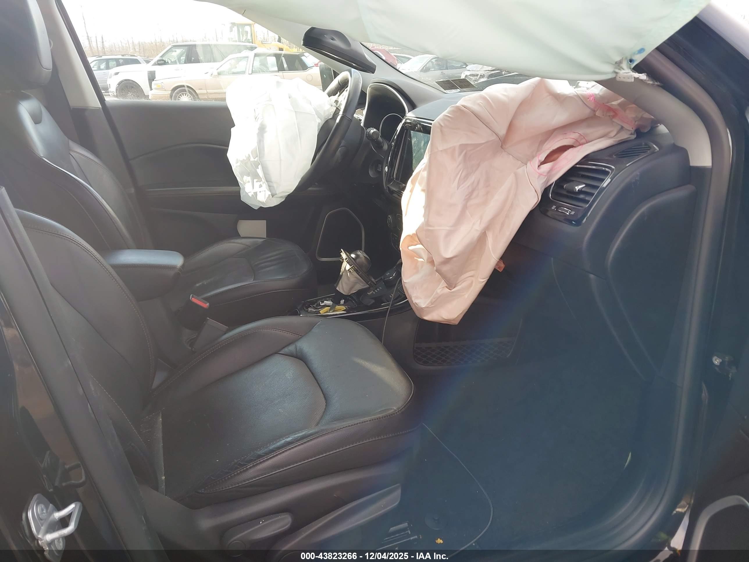 JEEP COMPASS image 5