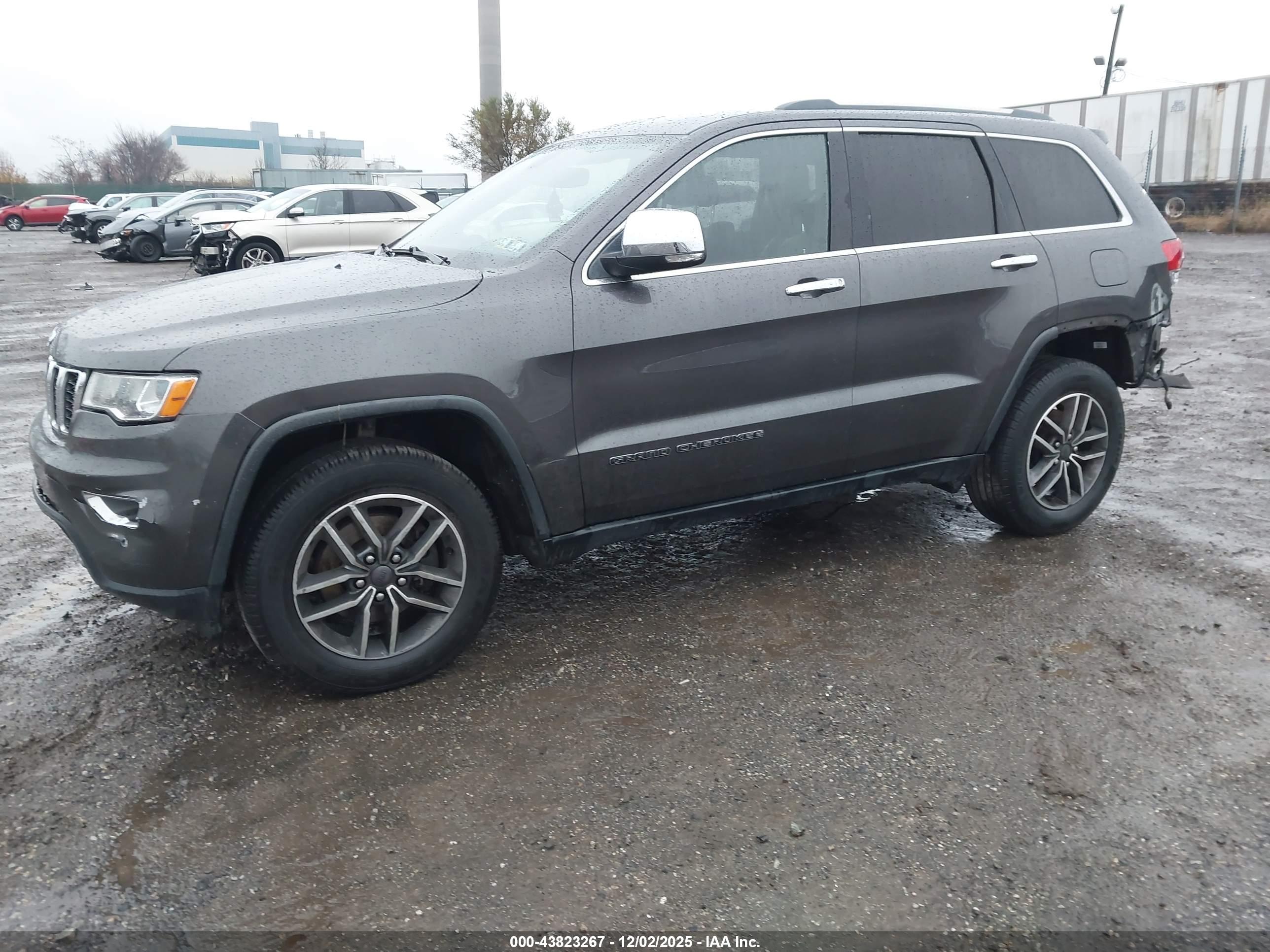 JEEP GRAND image 2