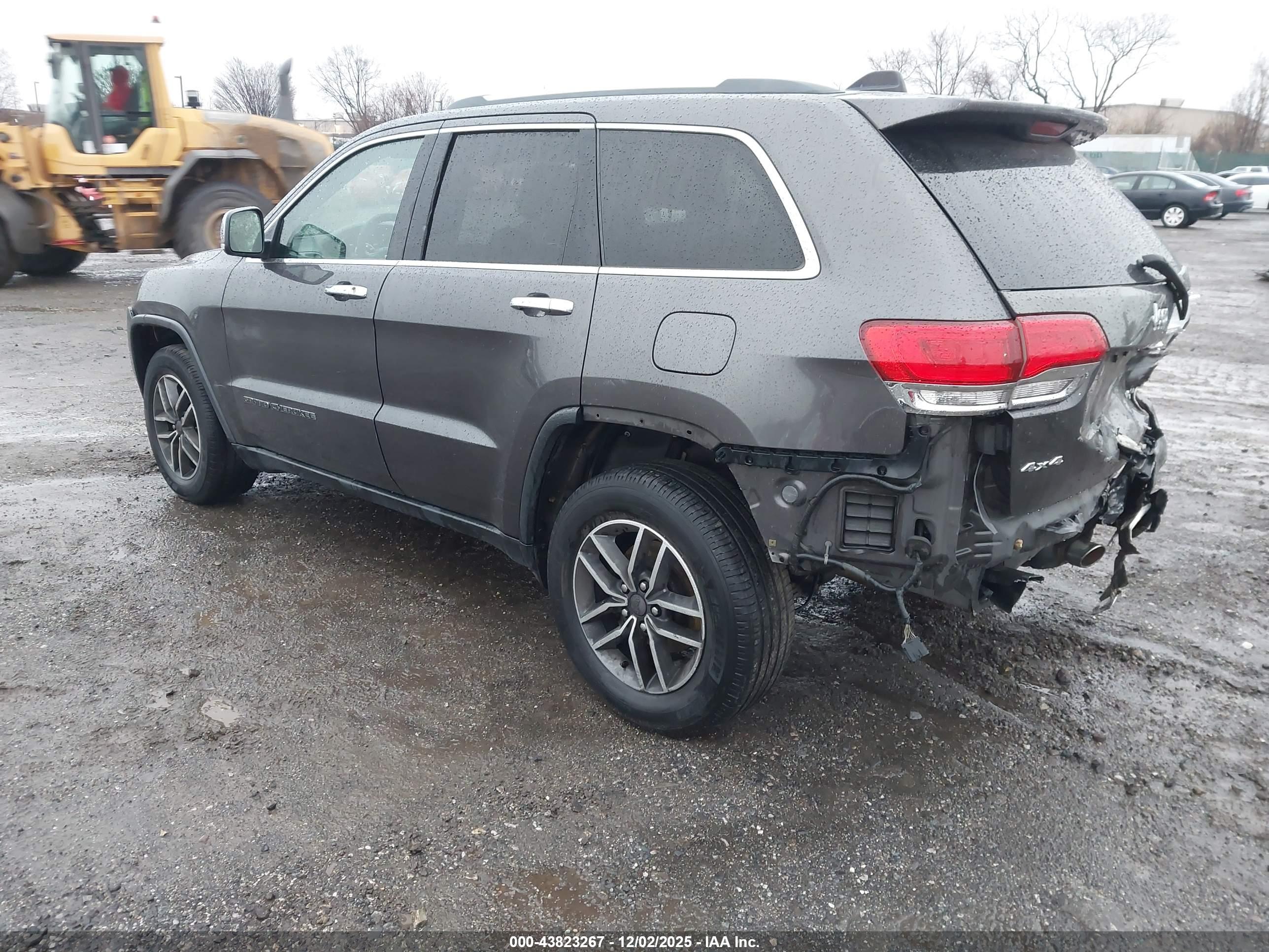 JEEP GRAND image 3