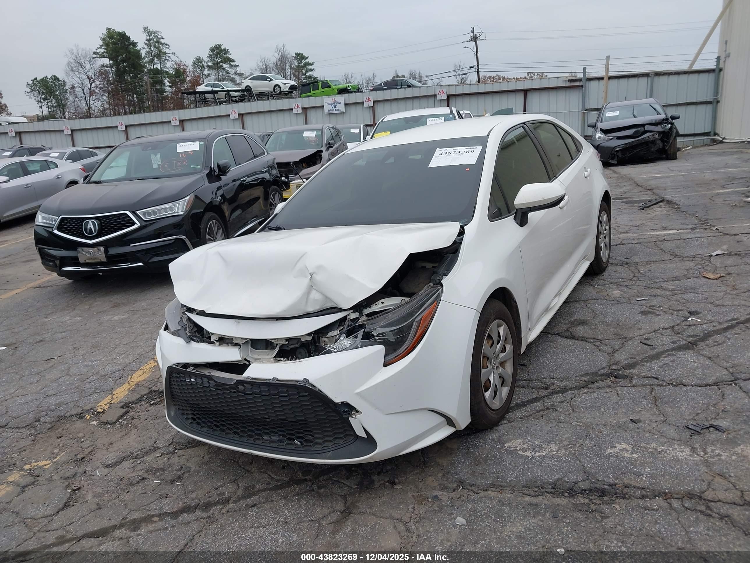 TOYOTA COROLLA image 2