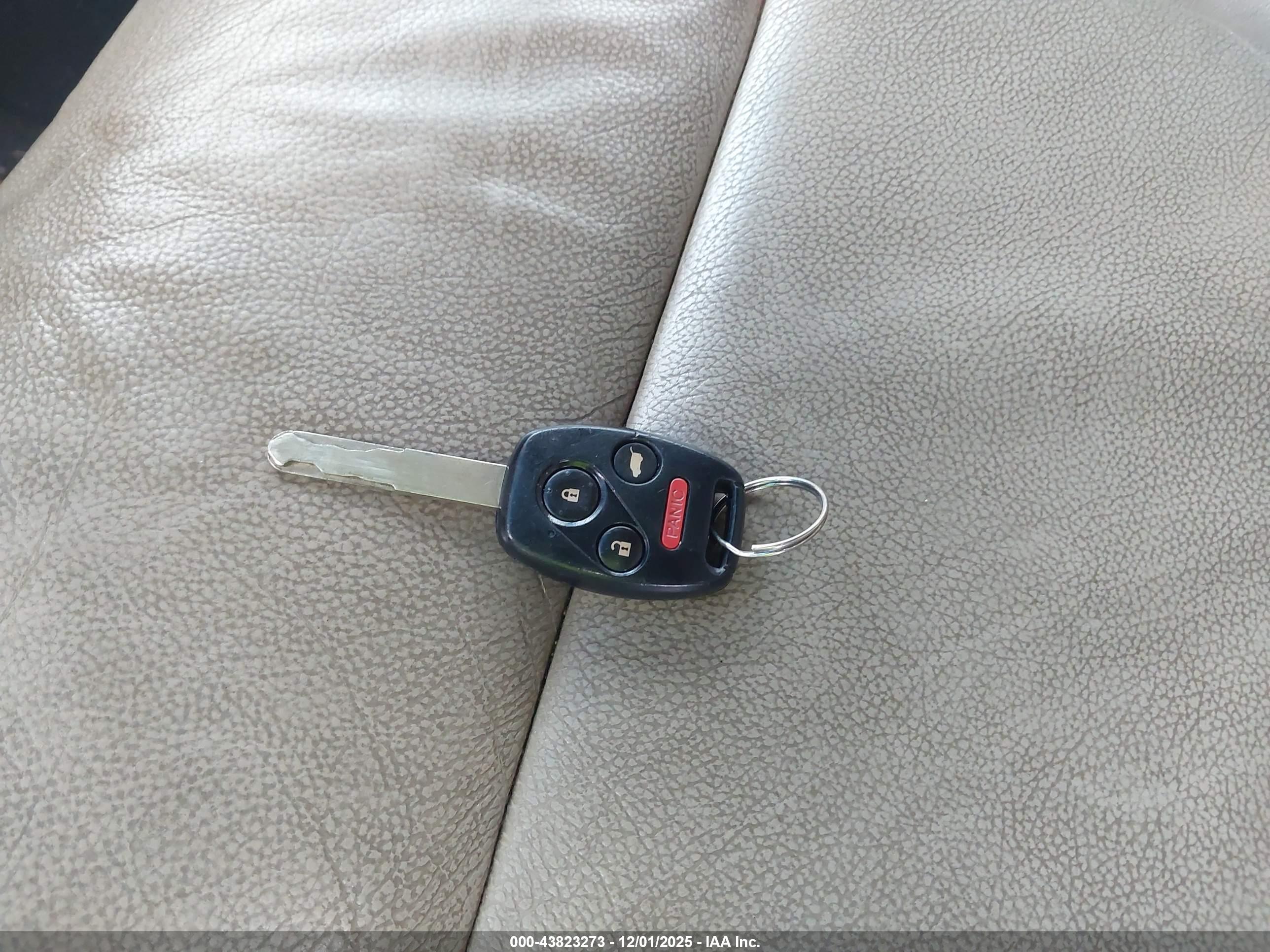 HONDA PILOT image 11