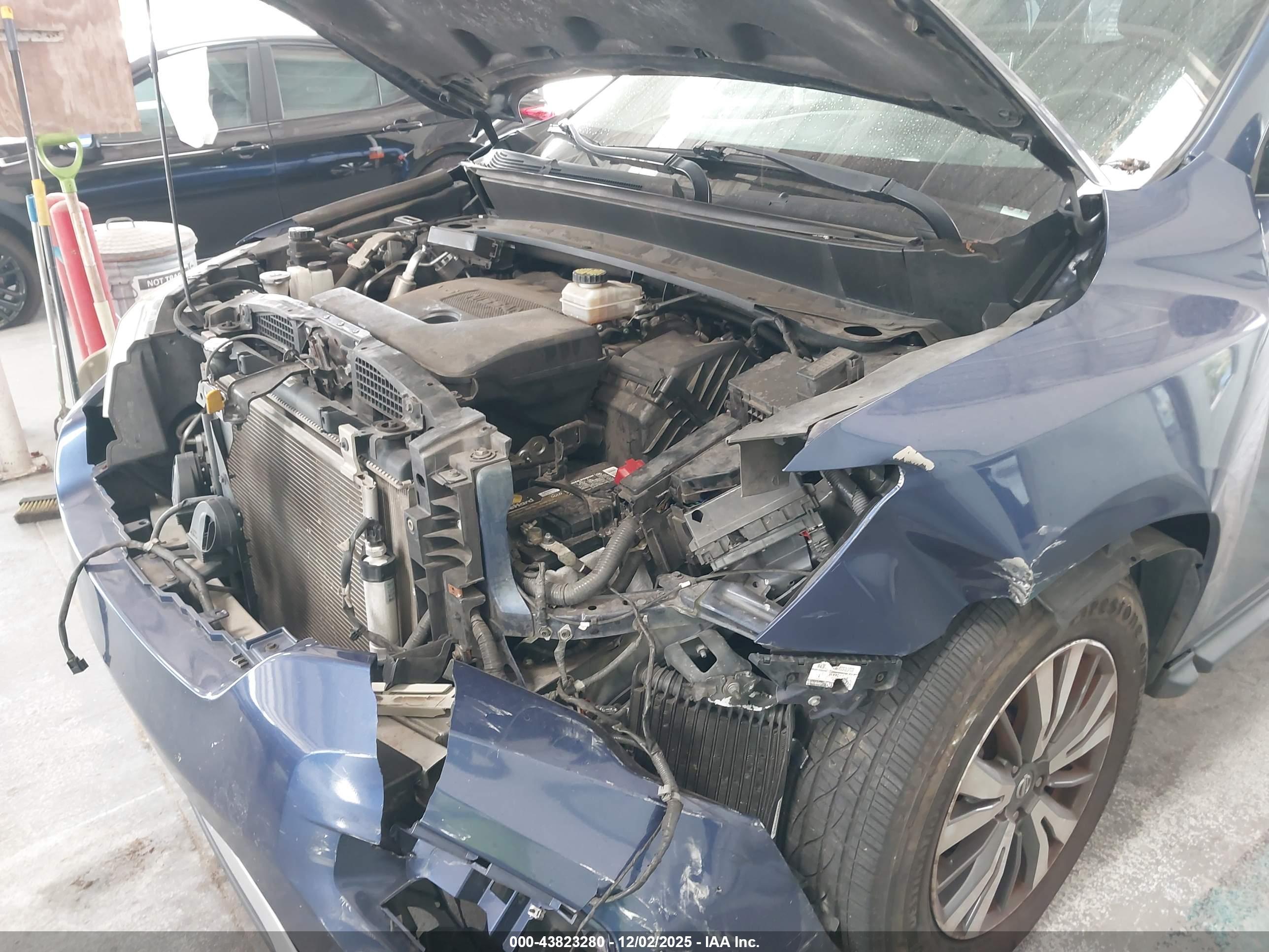 NISSAN PATHFINDER image 6