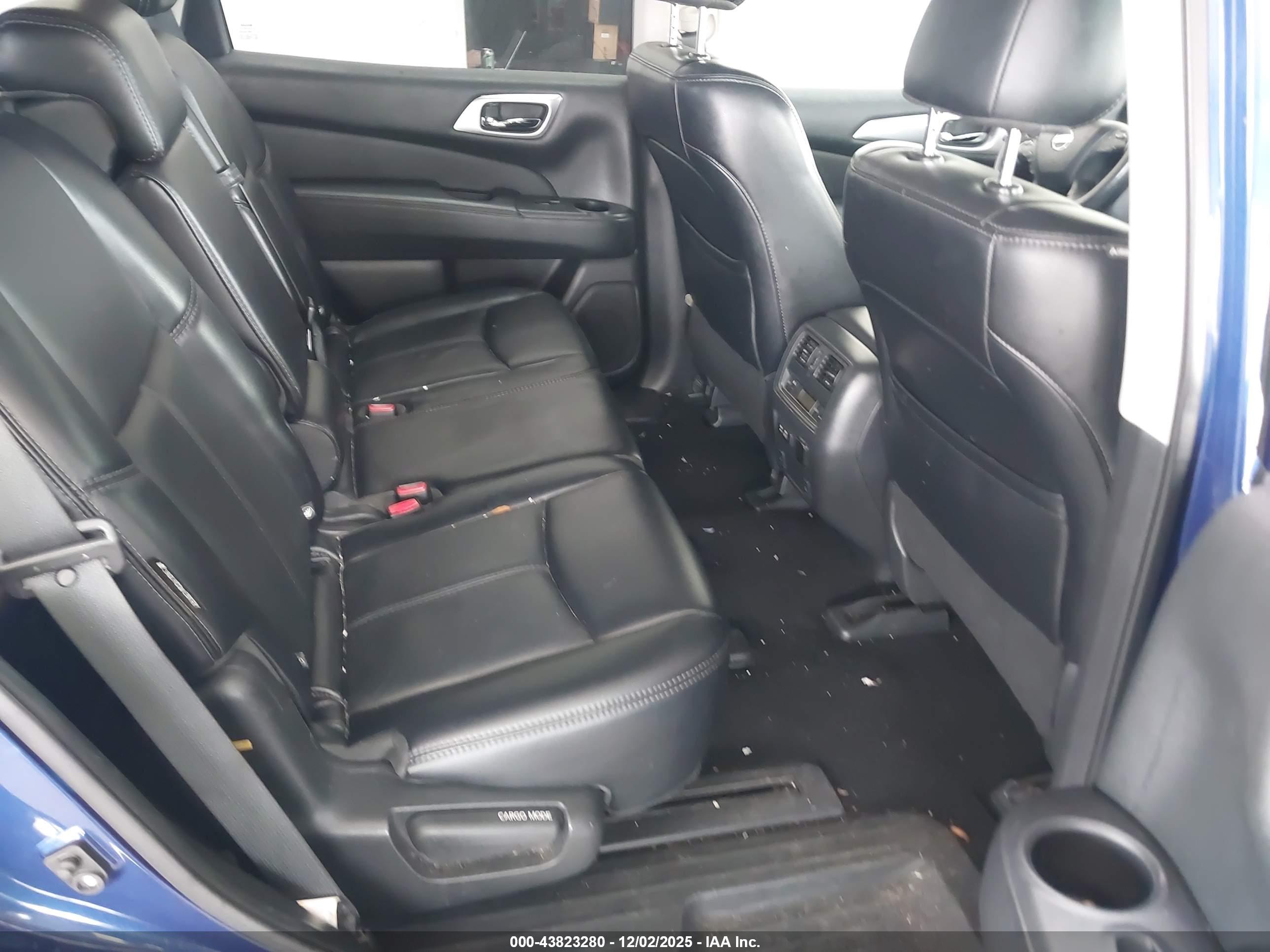 NISSAN PATHFINDER image 8