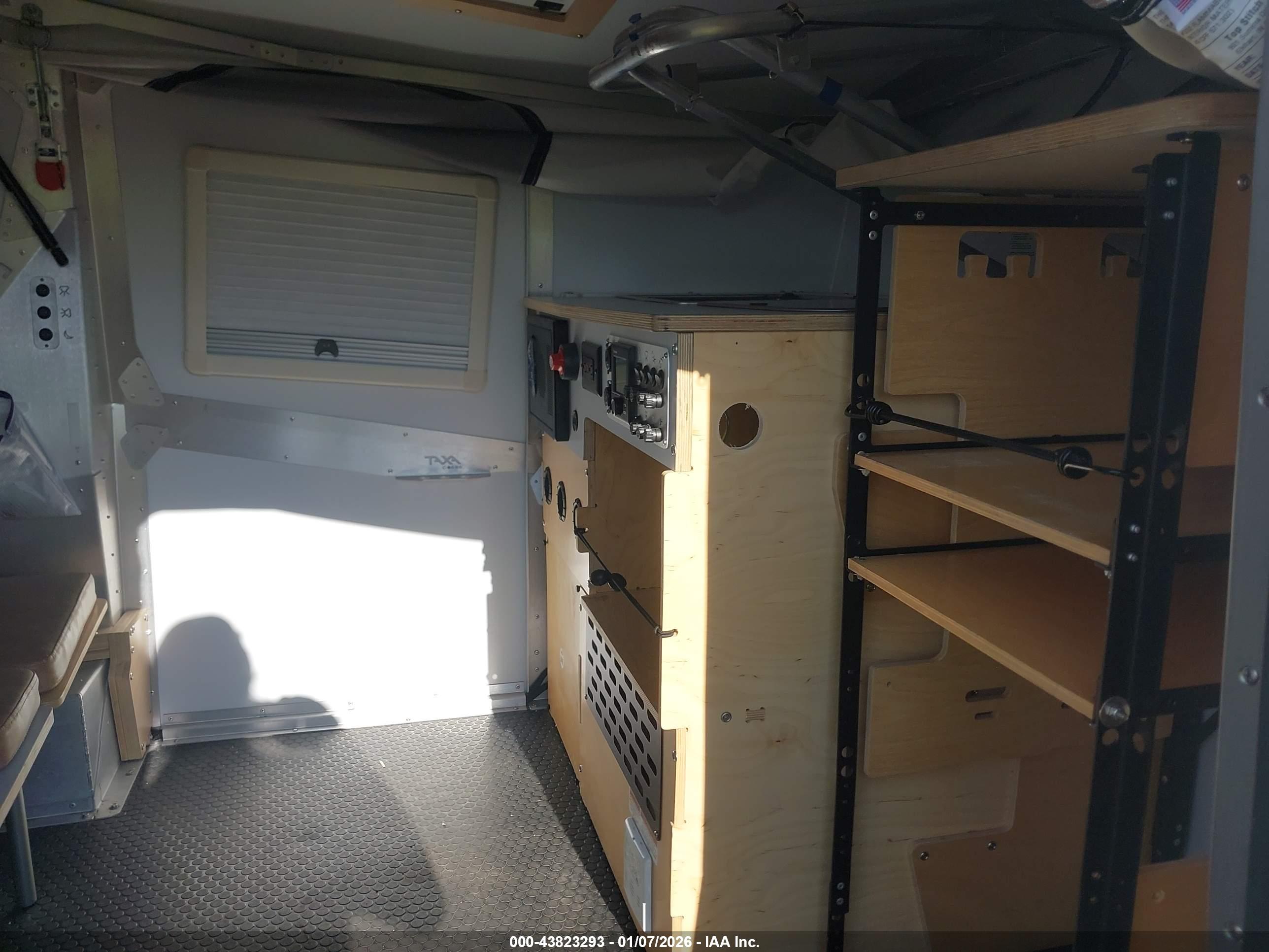 TRAILER TAXA image 5