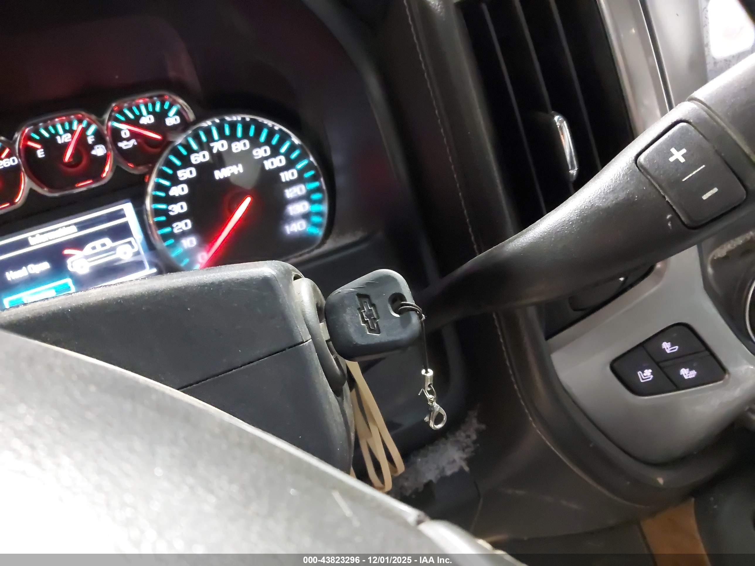 CHEVROLET SILVERADO image 11