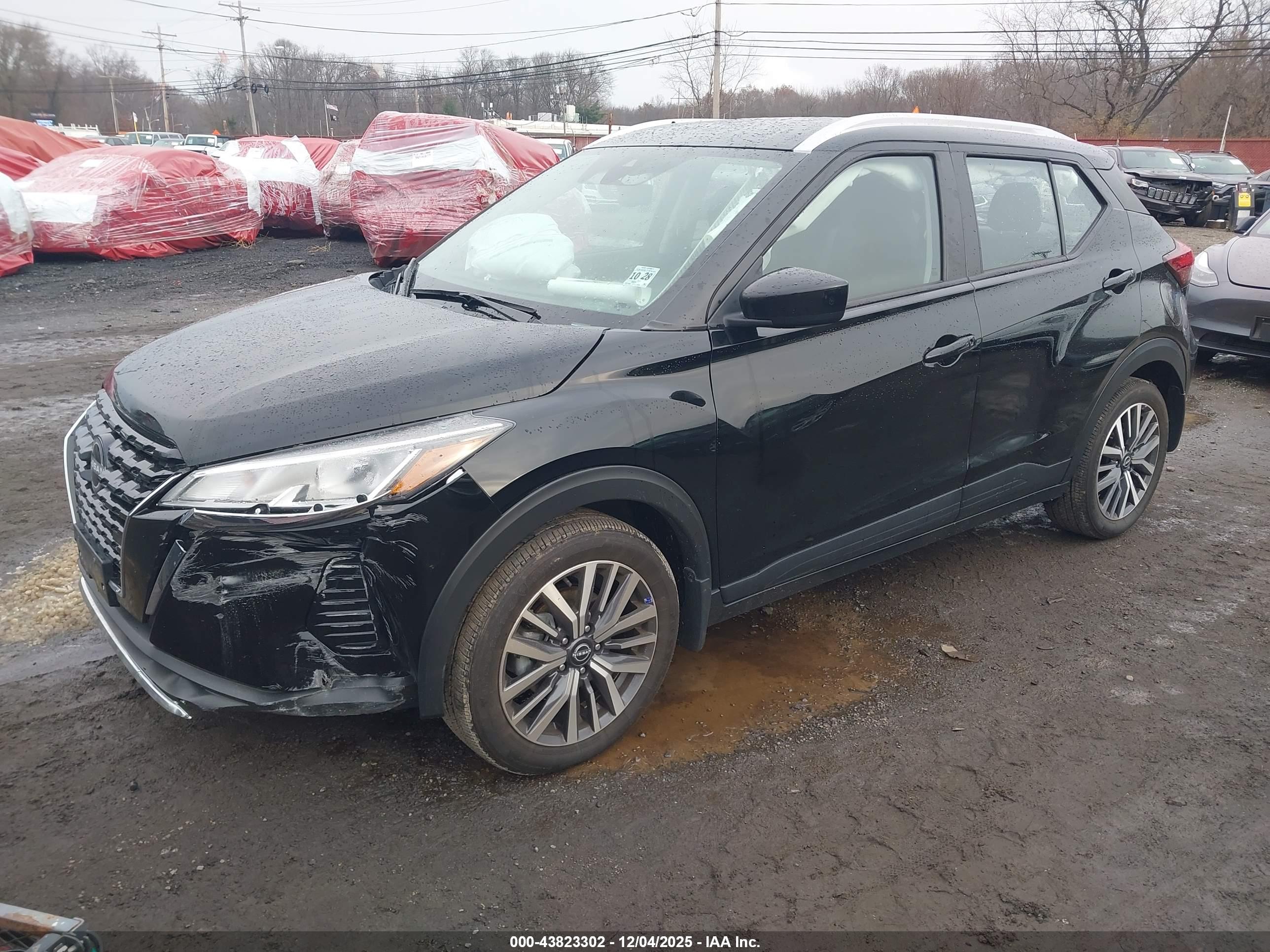 NISSAN KICKS image 2
