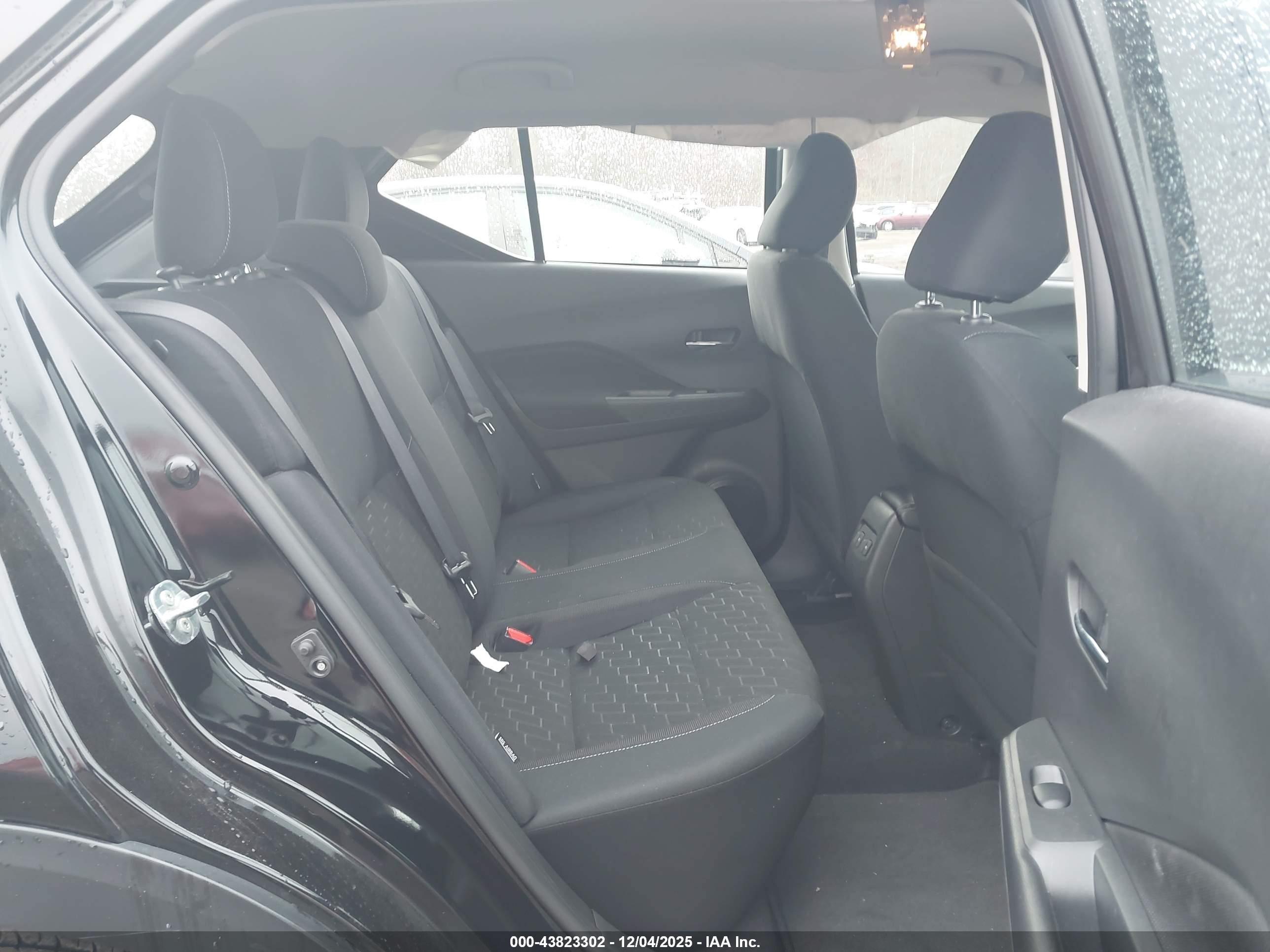 NISSAN KICKS image 8