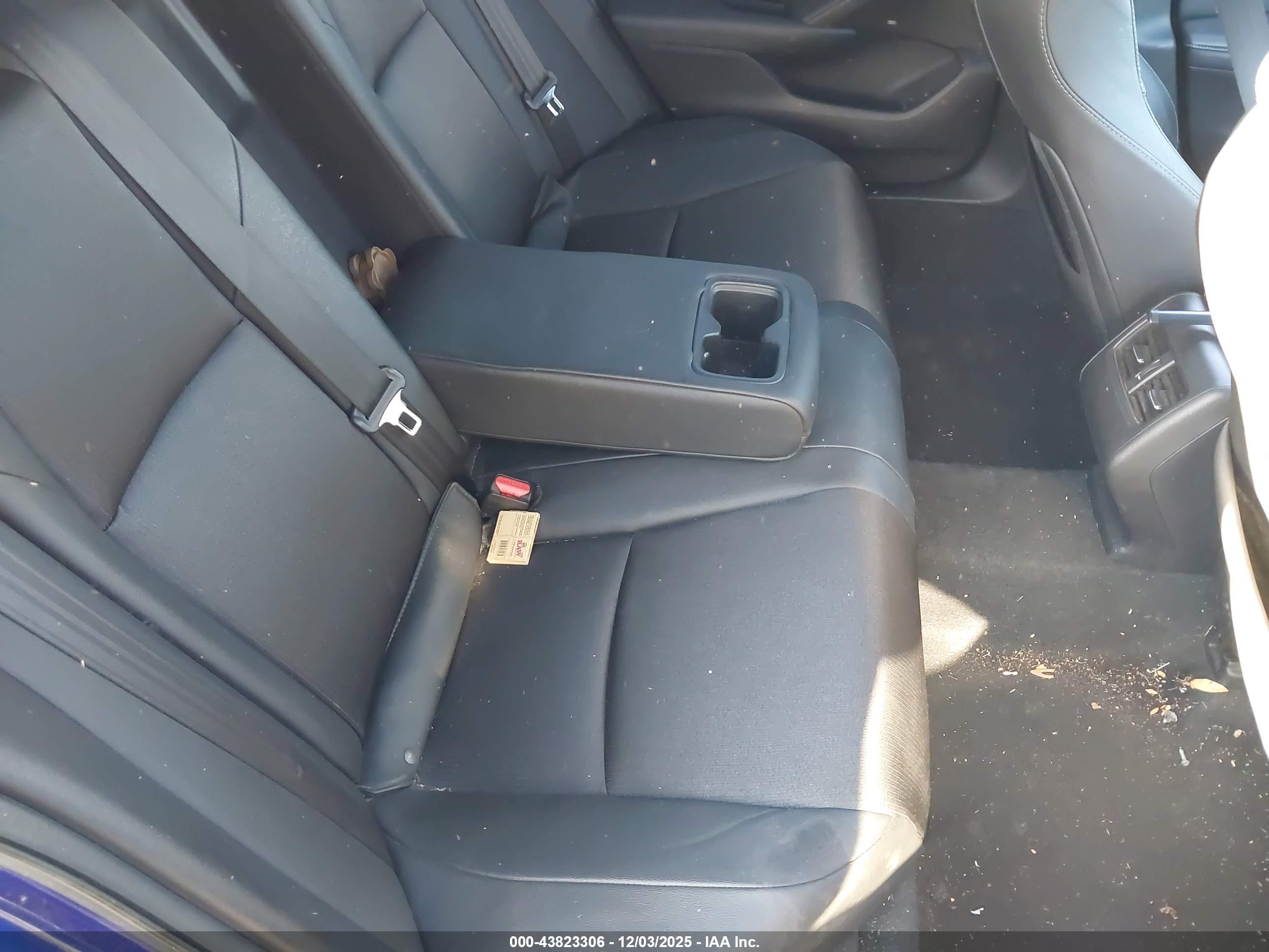HONDA ACCORD image 8