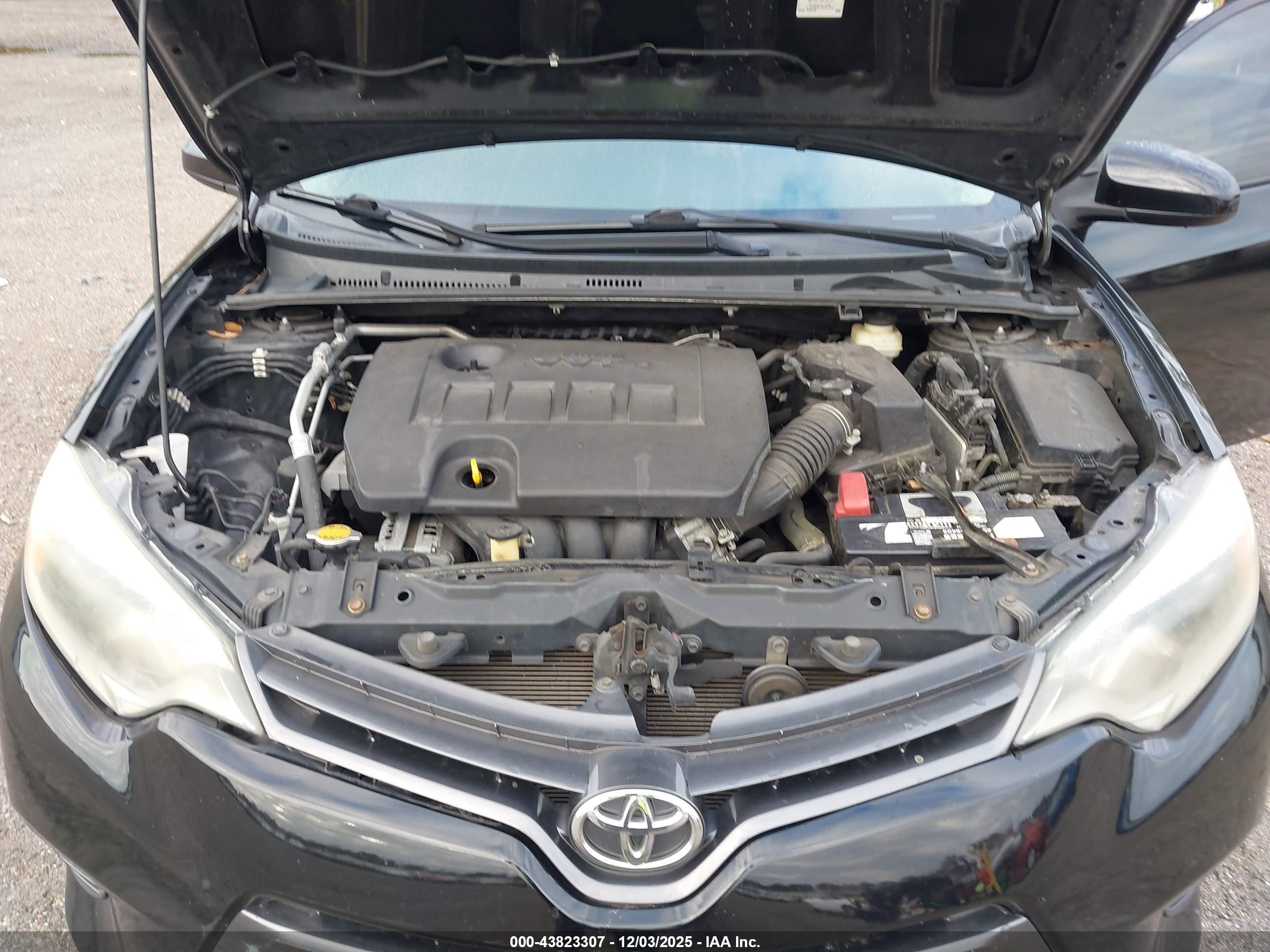 TOYOTA COROLLA image 10
