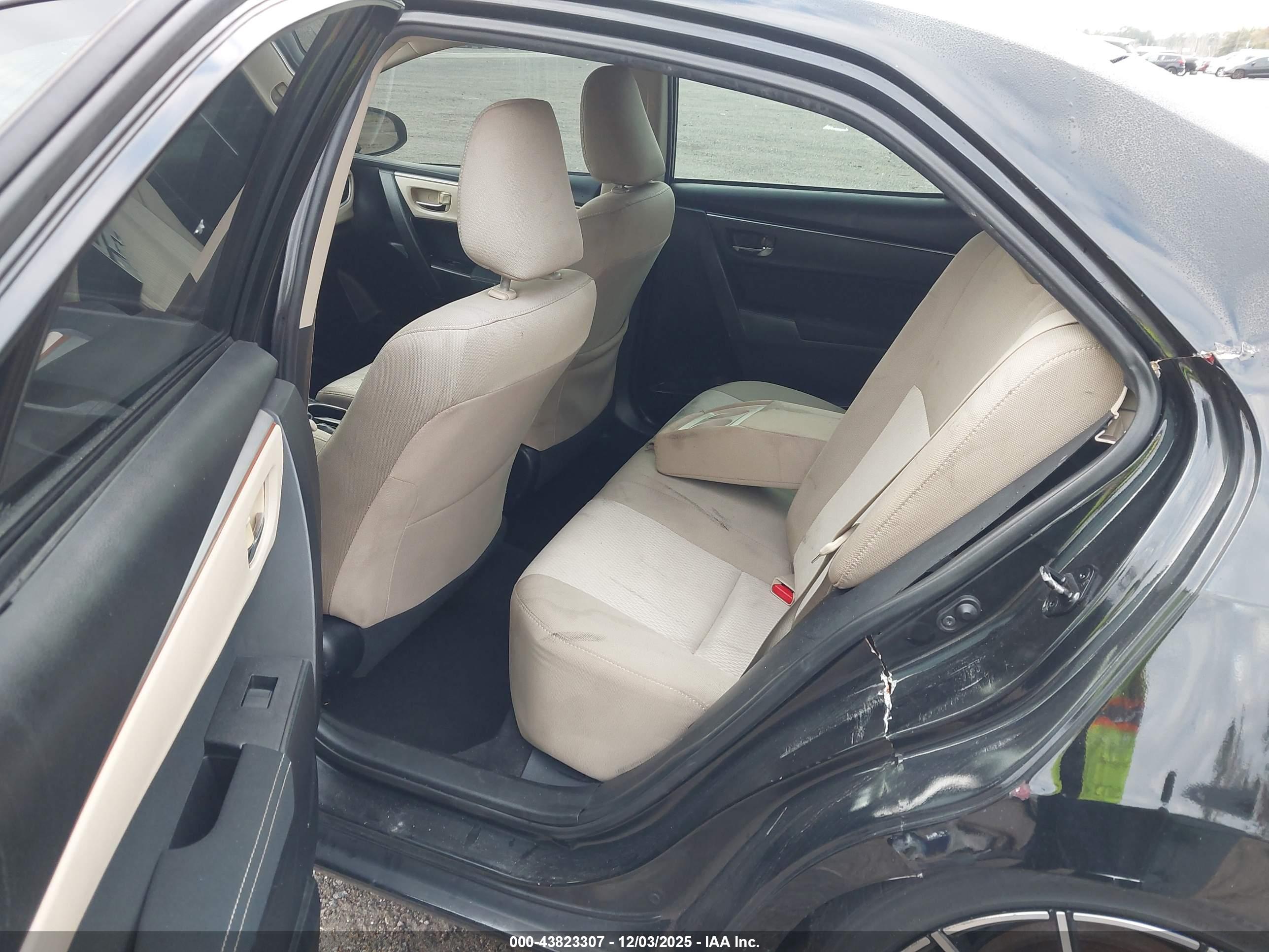 TOYOTA COROLLA image 8