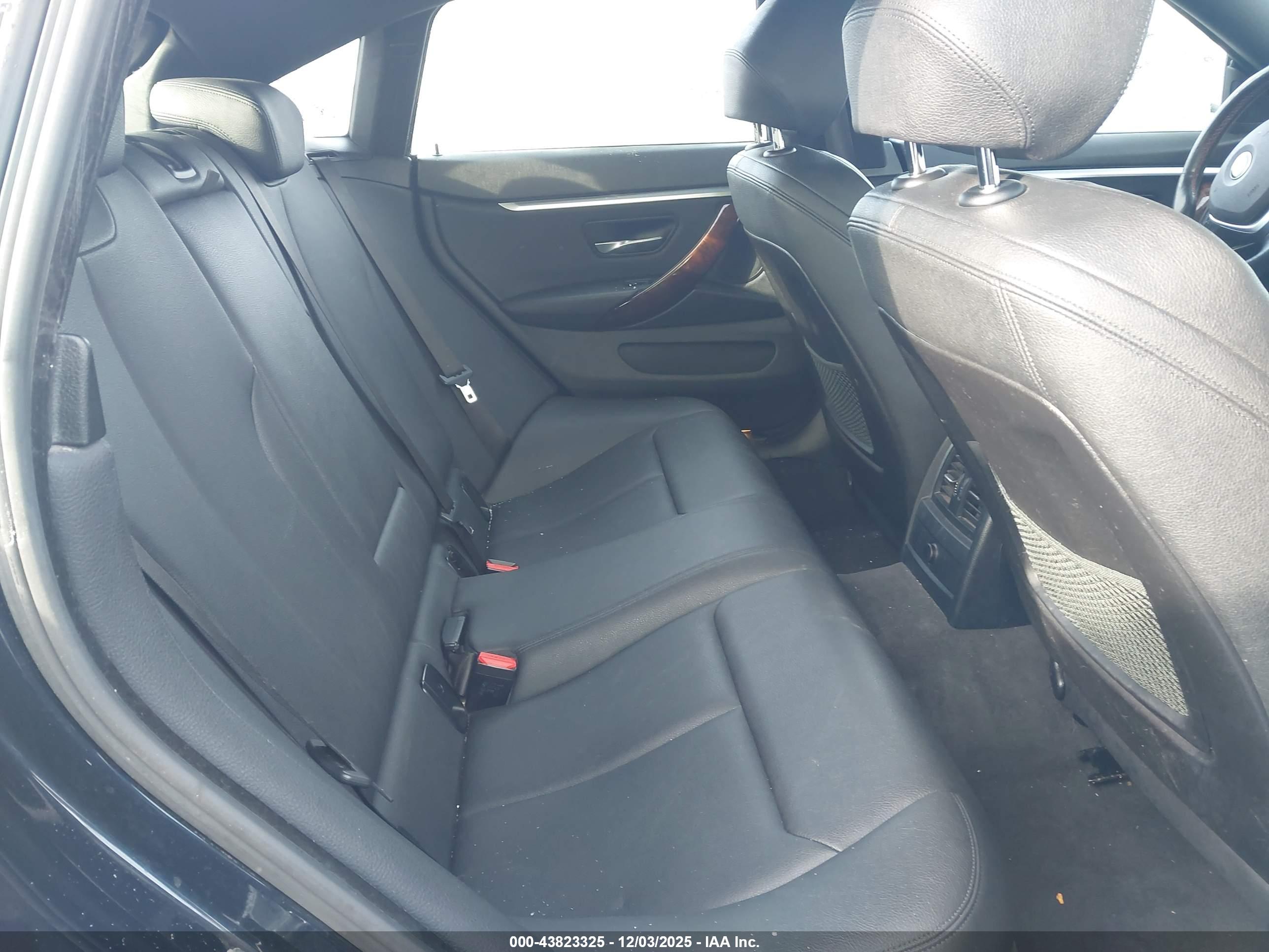 BMW 430I image 8