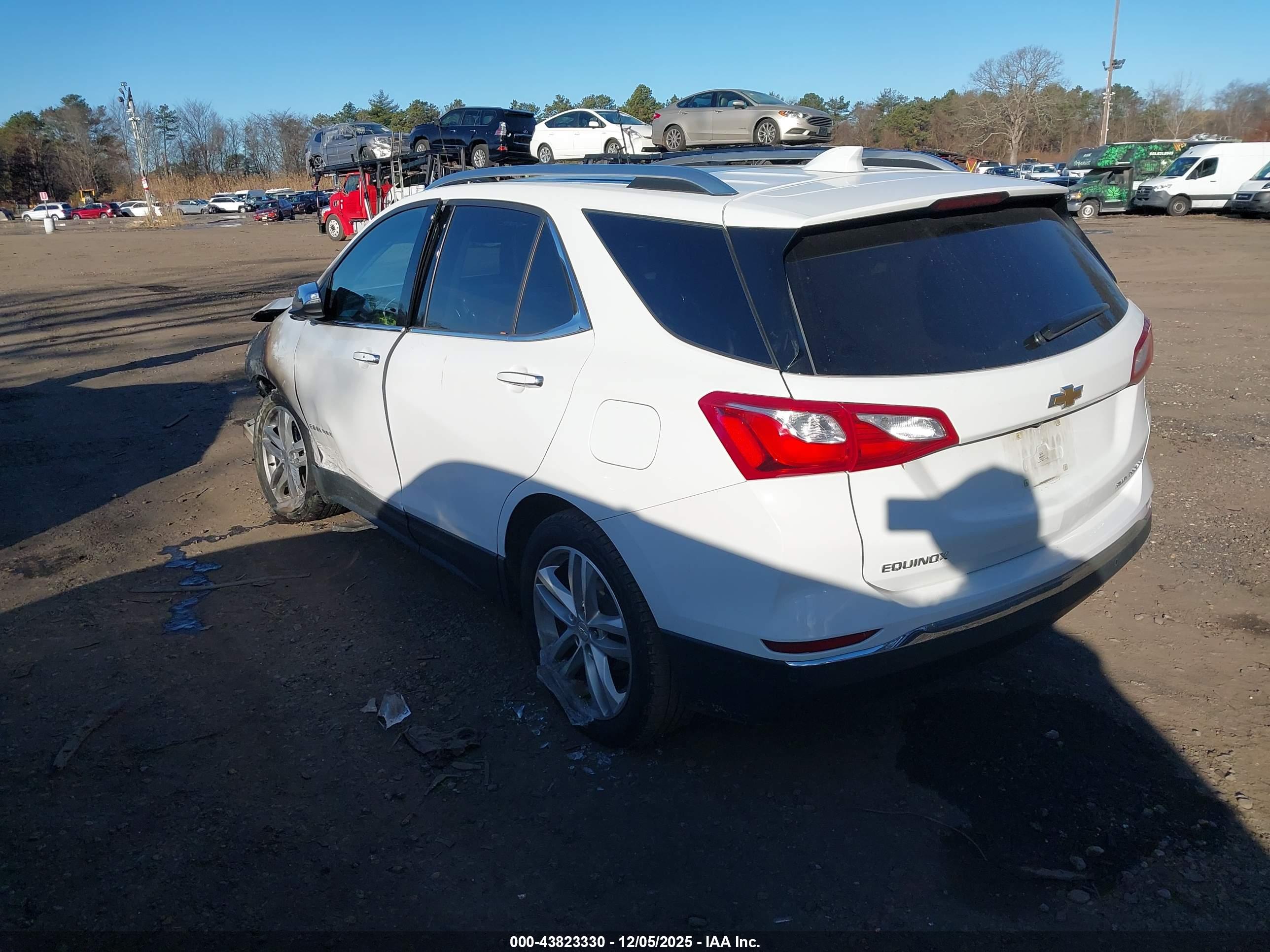 CHEVROLET EQUINOX image 3