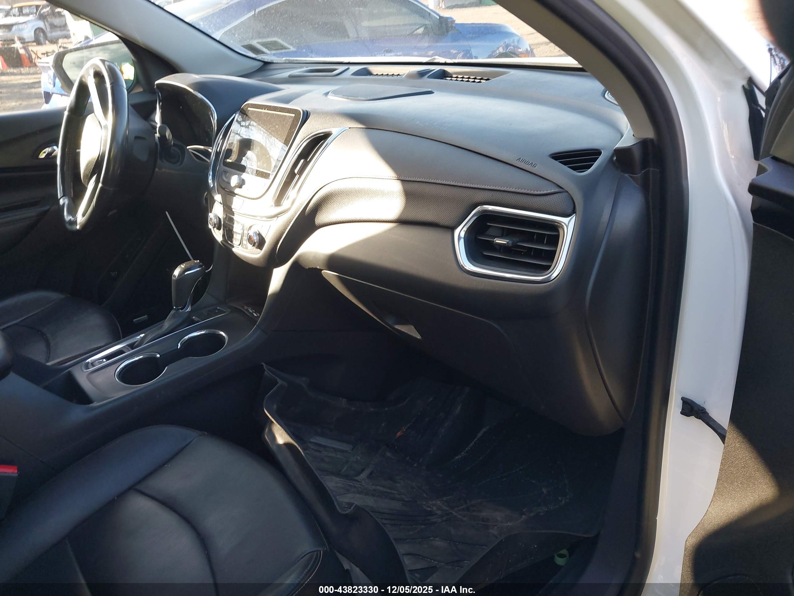 CHEVROLET EQUINOX image 5
