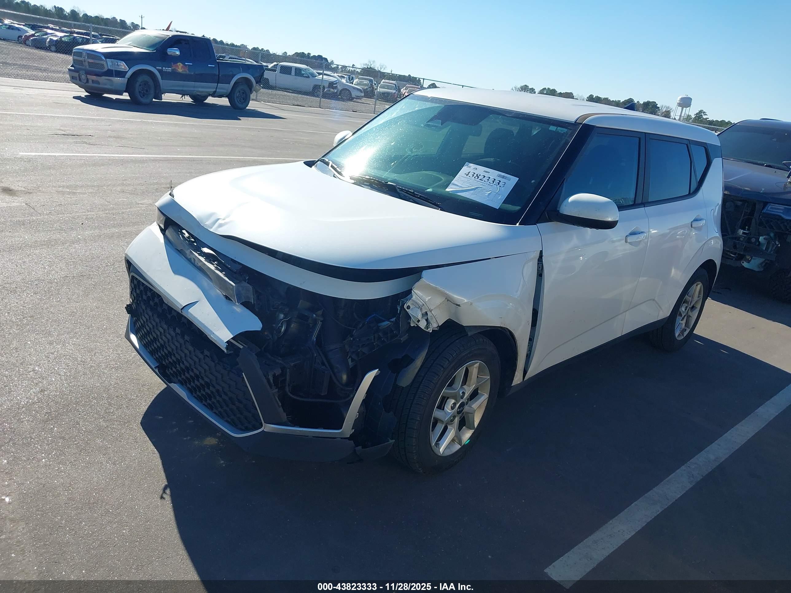 KIA SOUL image 2