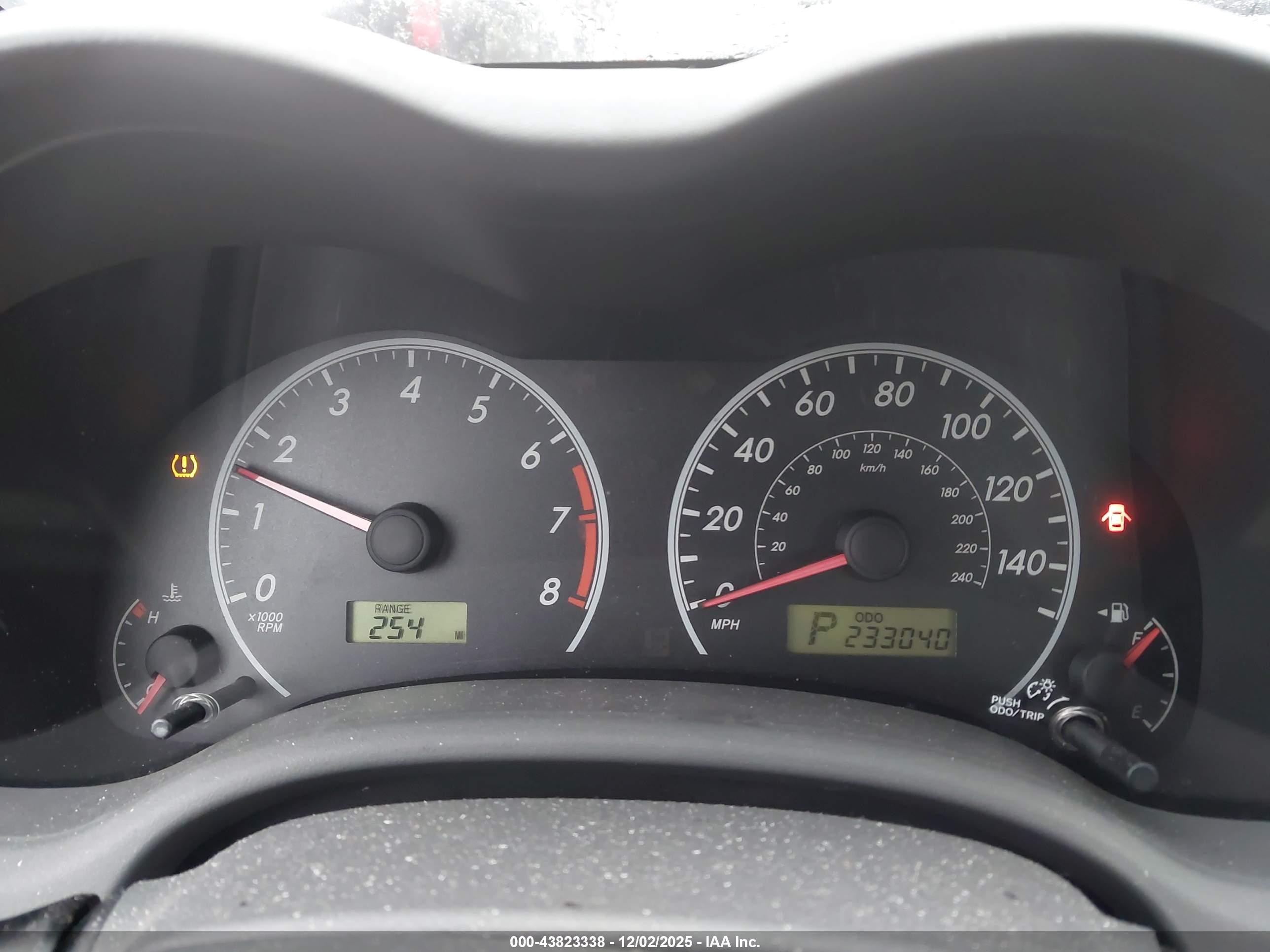 TOYOTA COROLLA image 7