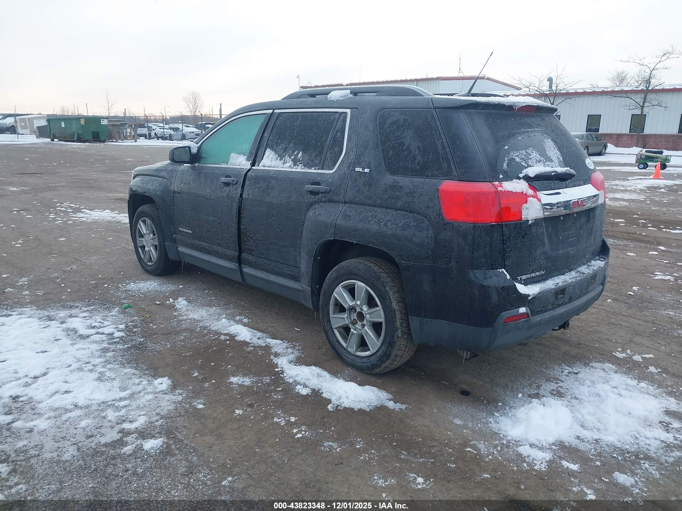 GMC TERRAIN image 3